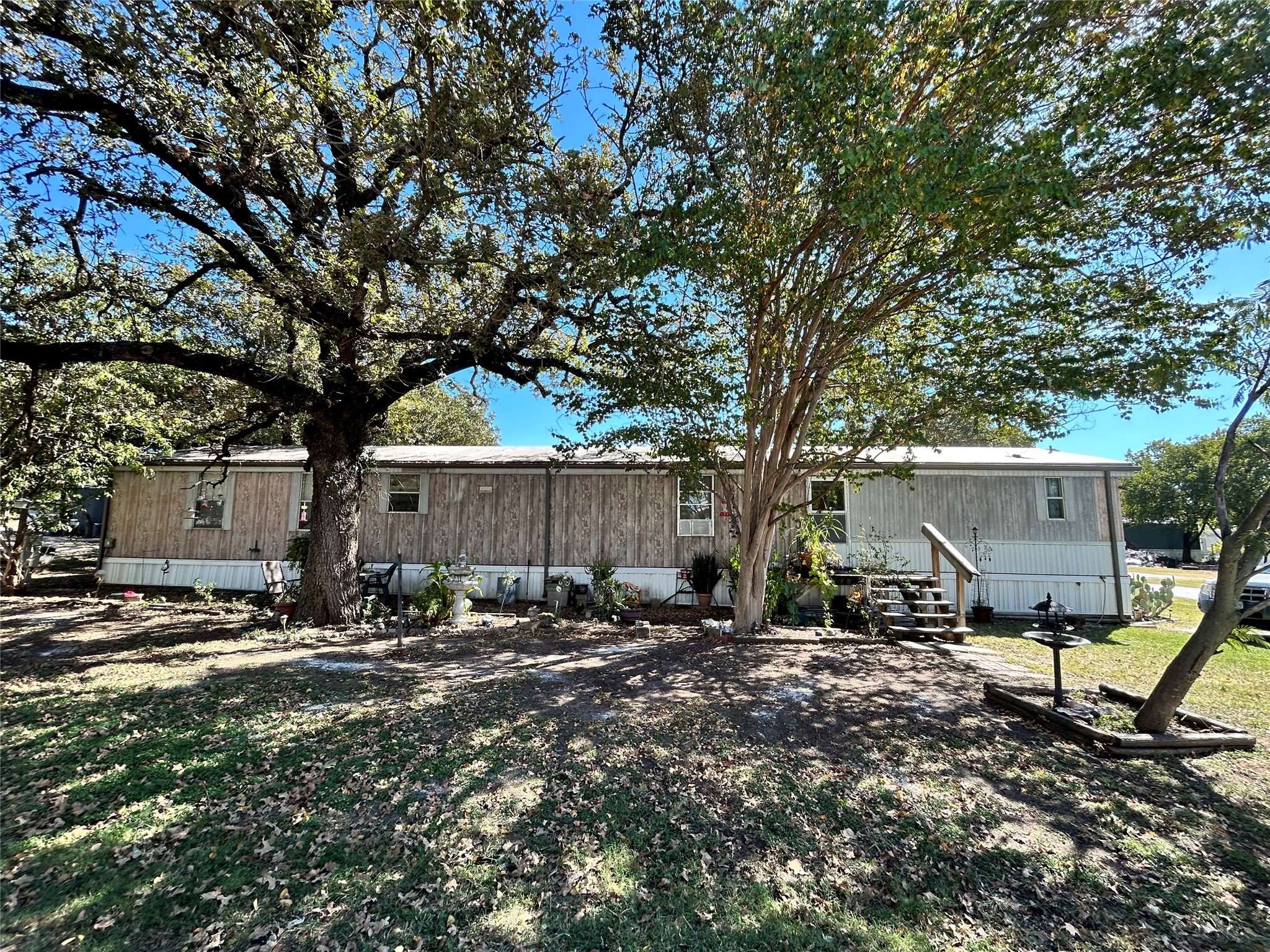 201 Hereford Street Burleson TX 76028