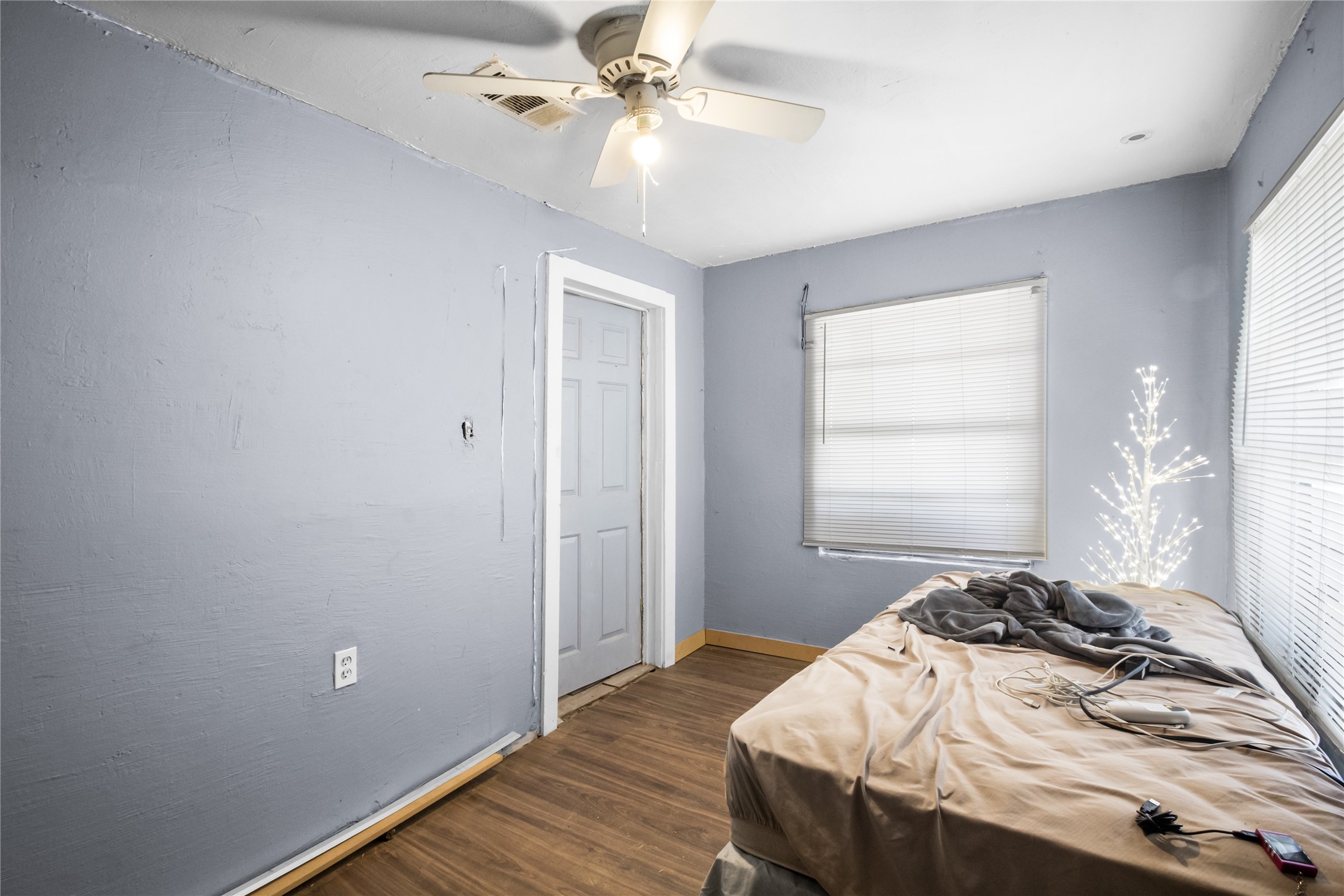 2912 Pueblo Trail Lake Worth TX 76135