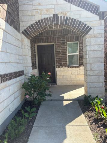 1103 Castroville Drive Forney TX 75126