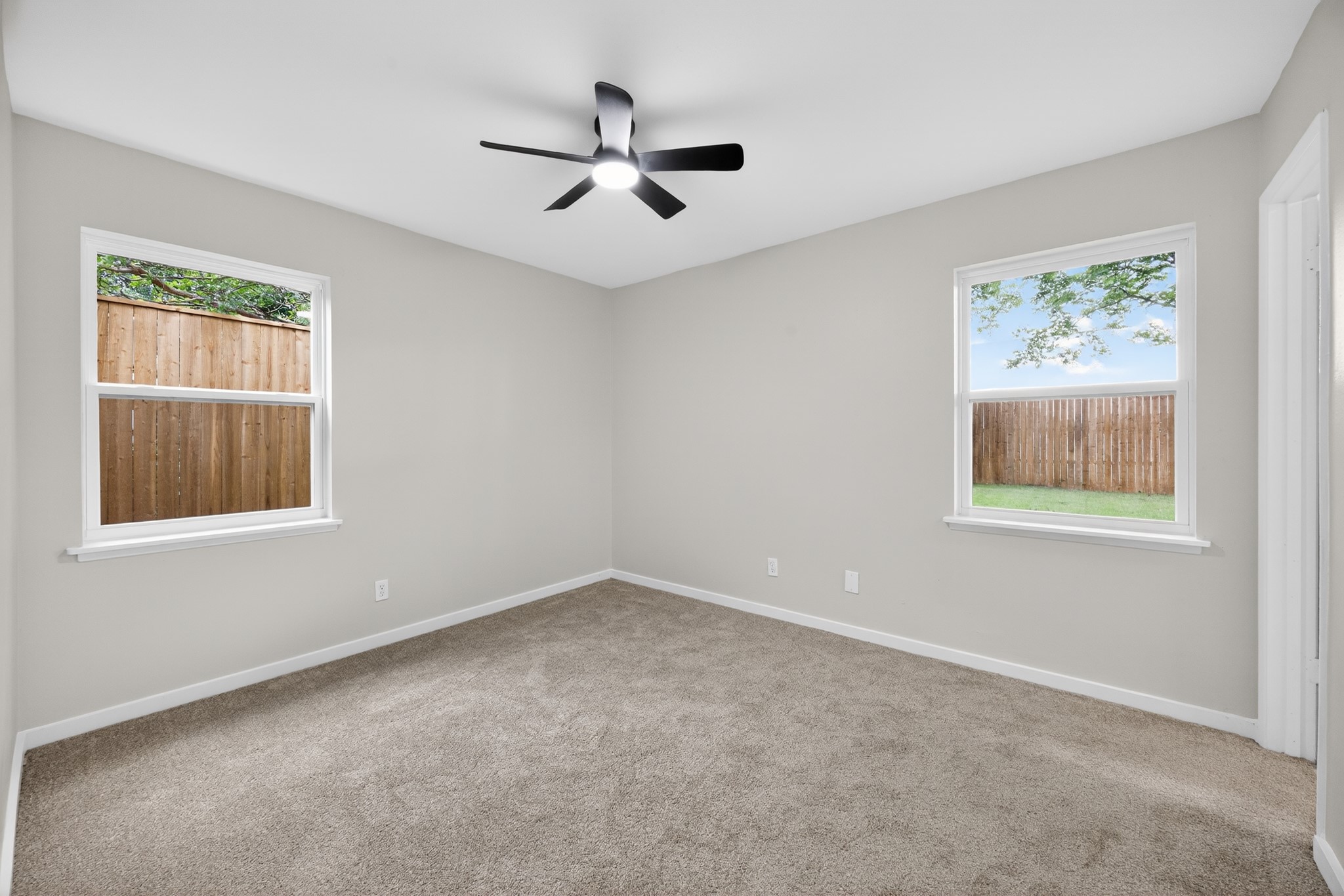 8617 Flicker Lane Dallas TX 75238