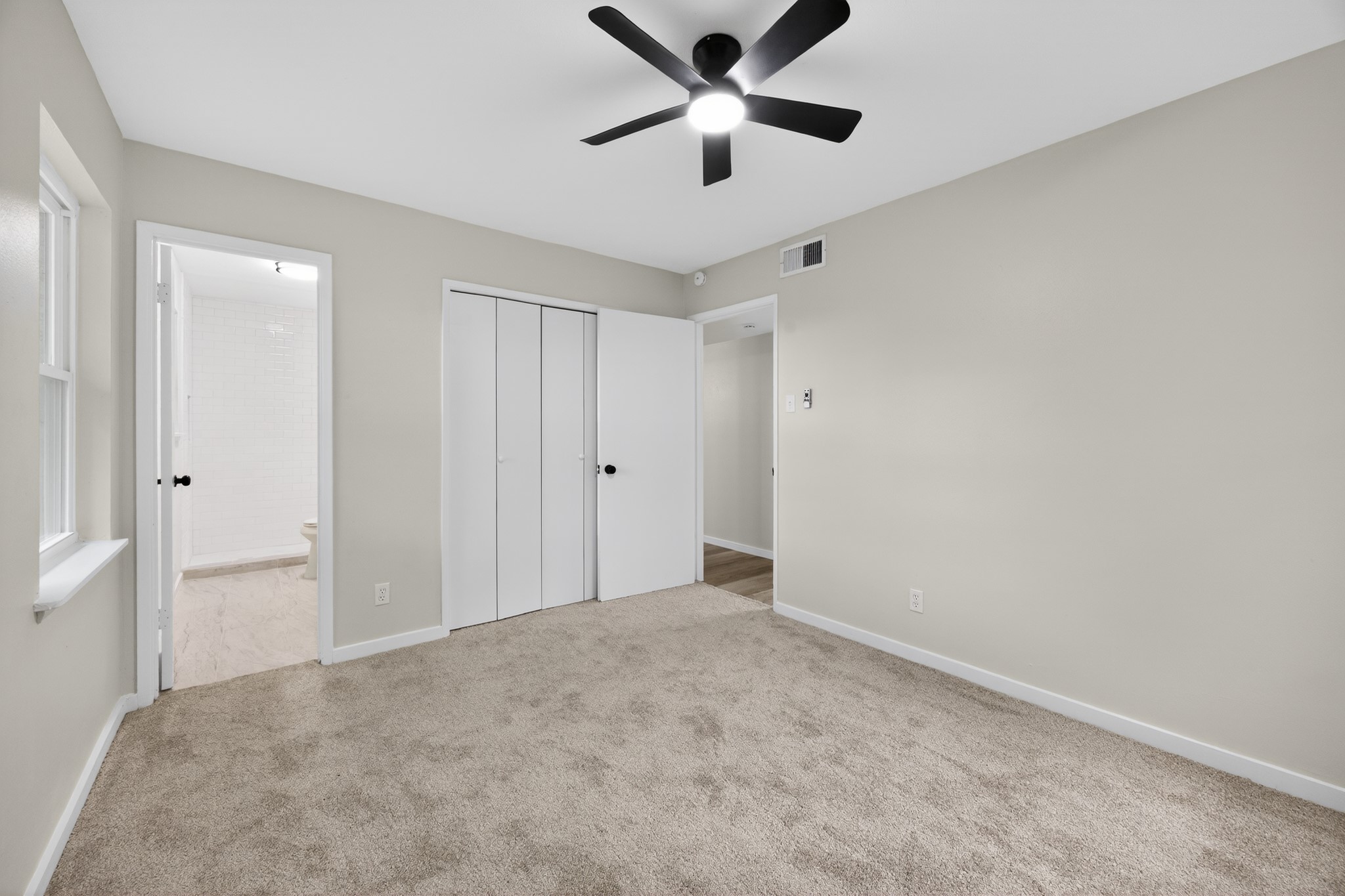 8617 Flicker Lane Dallas TX 75238