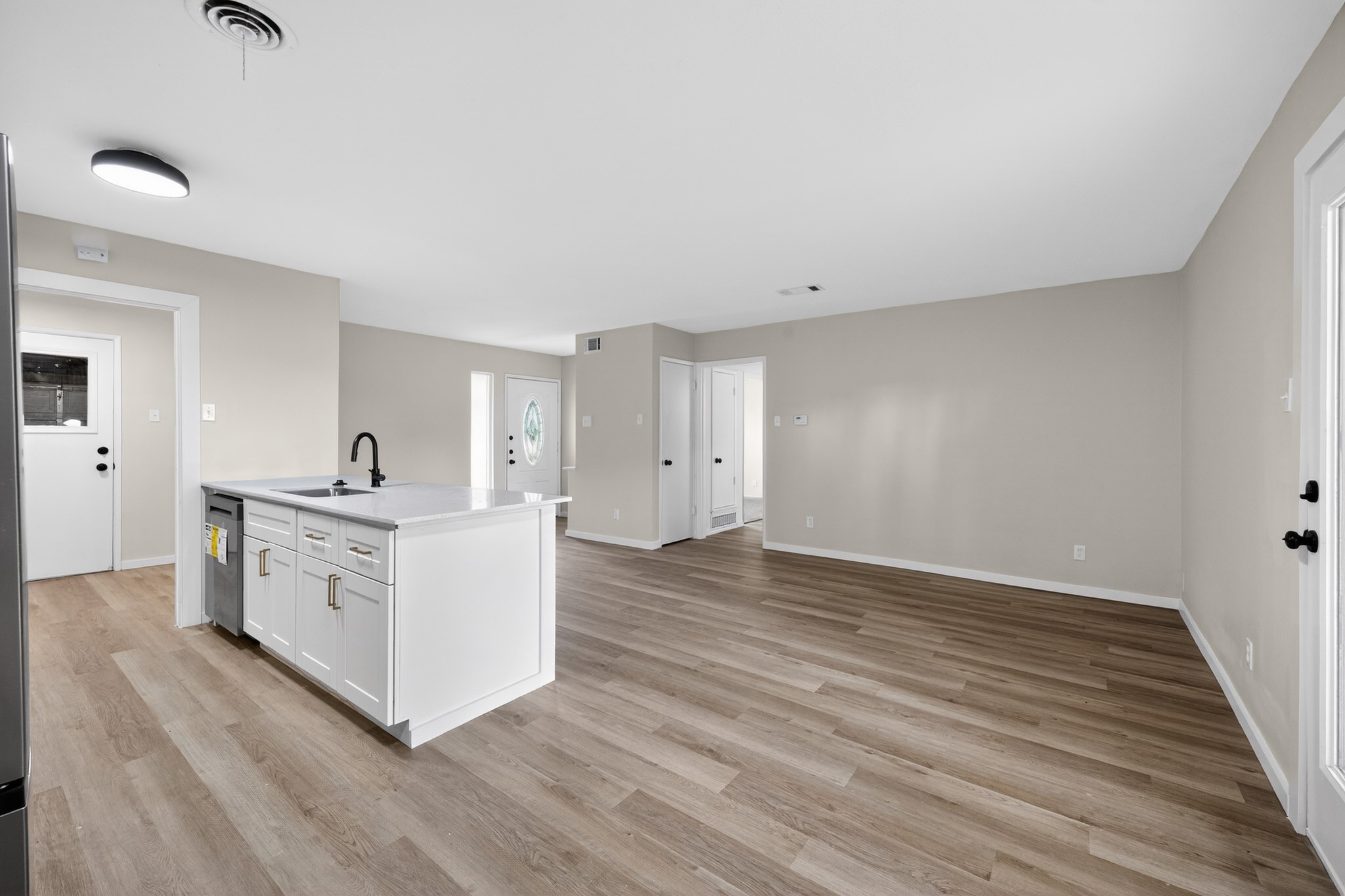 8617 Flicker Lane Dallas TX 75238