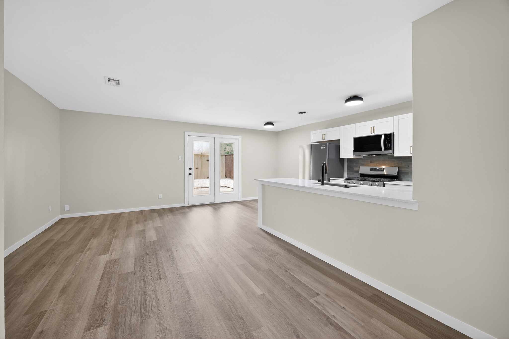 8617 Flicker Lane Dallas TX 75238
