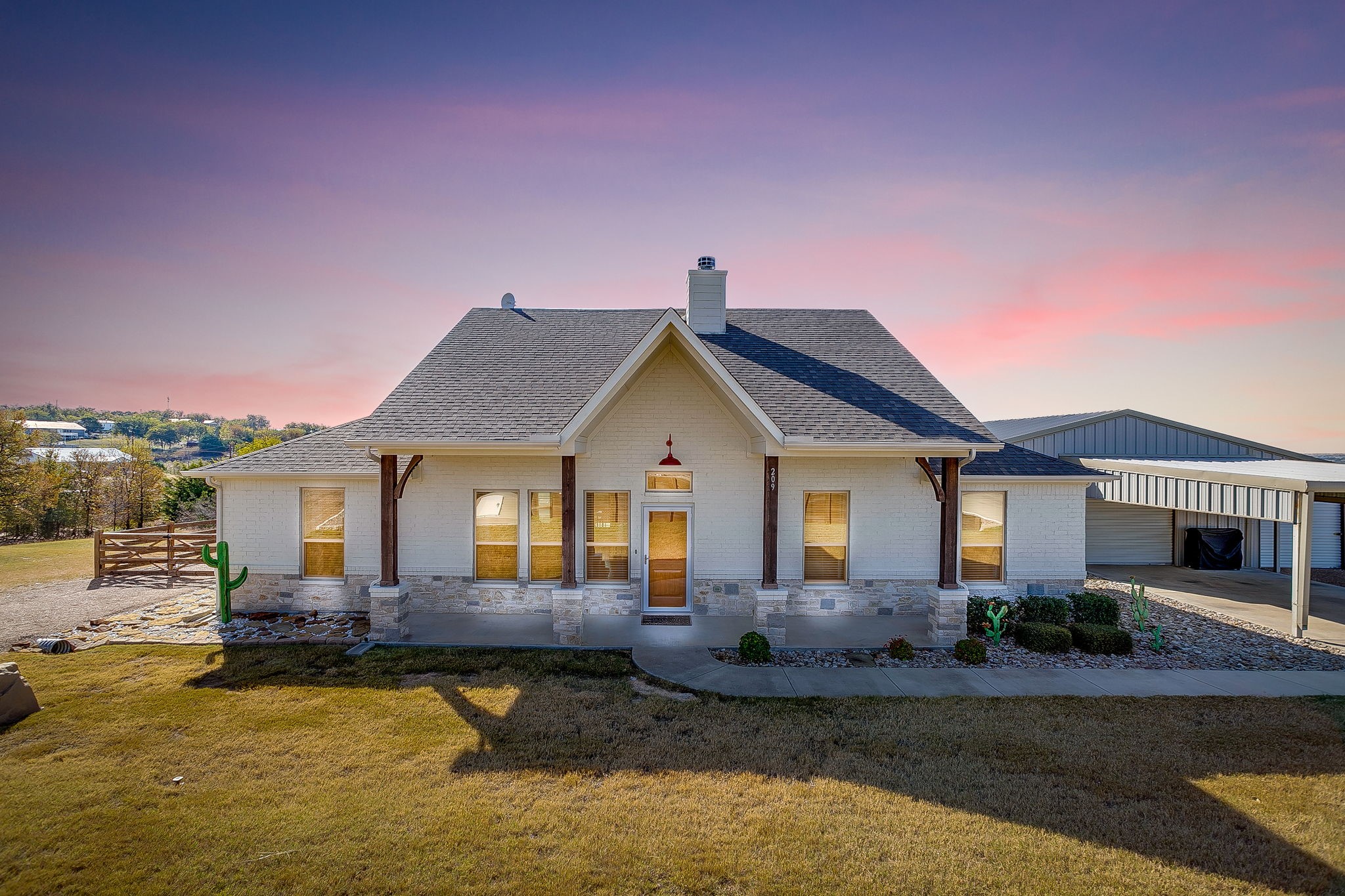 209 Timber Valley Court Weatherford TX 76085