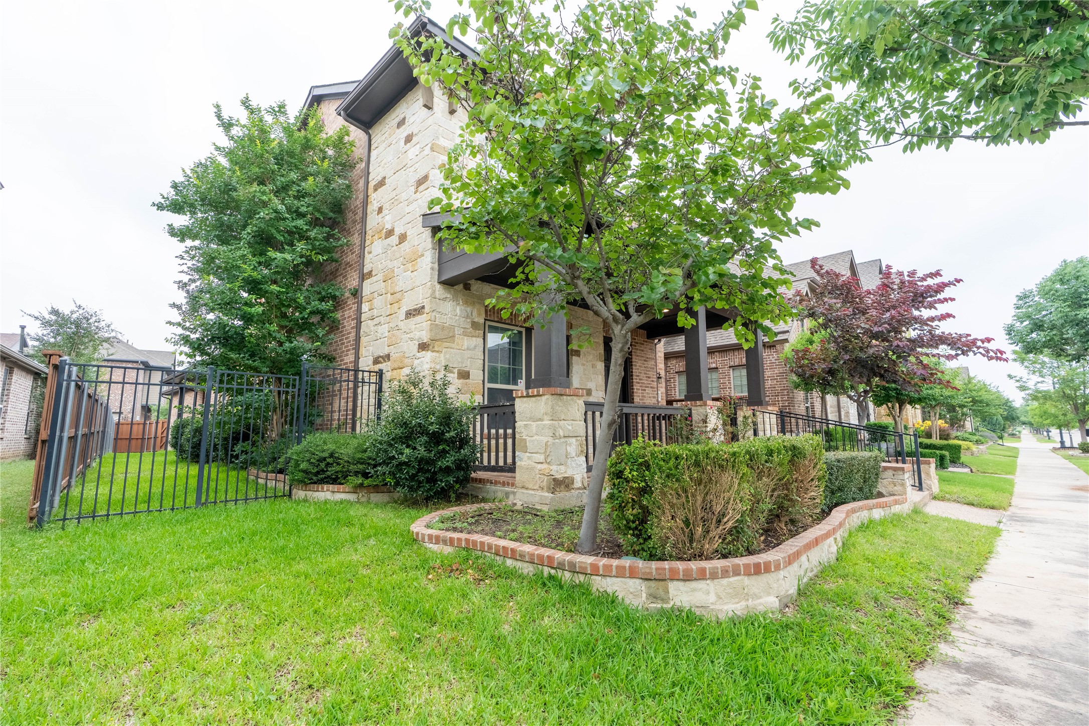 1226 Autumn Mist Way Arlington TX 76005