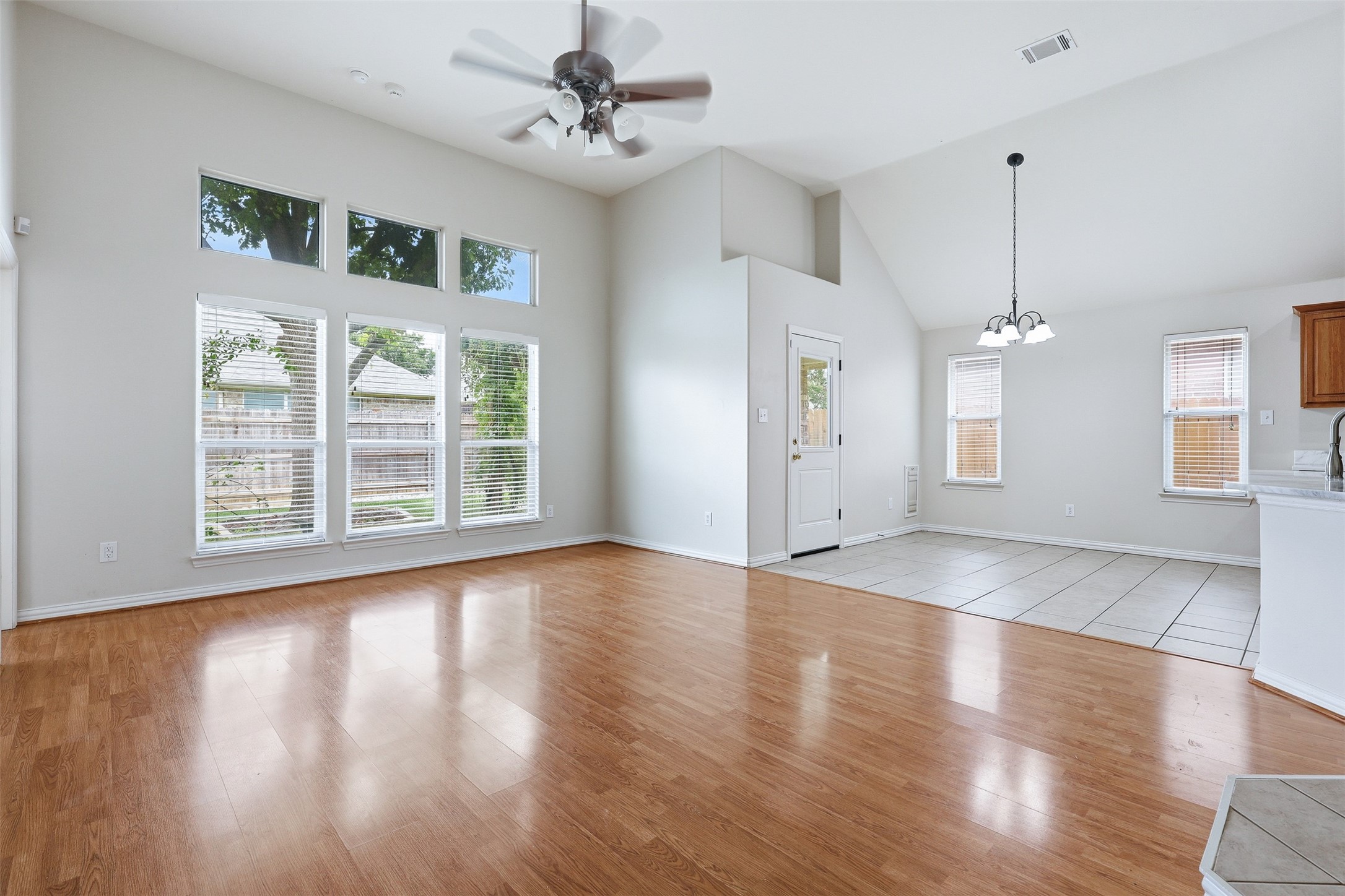 6109 Gillispie Drive Fort Worth TX 76132