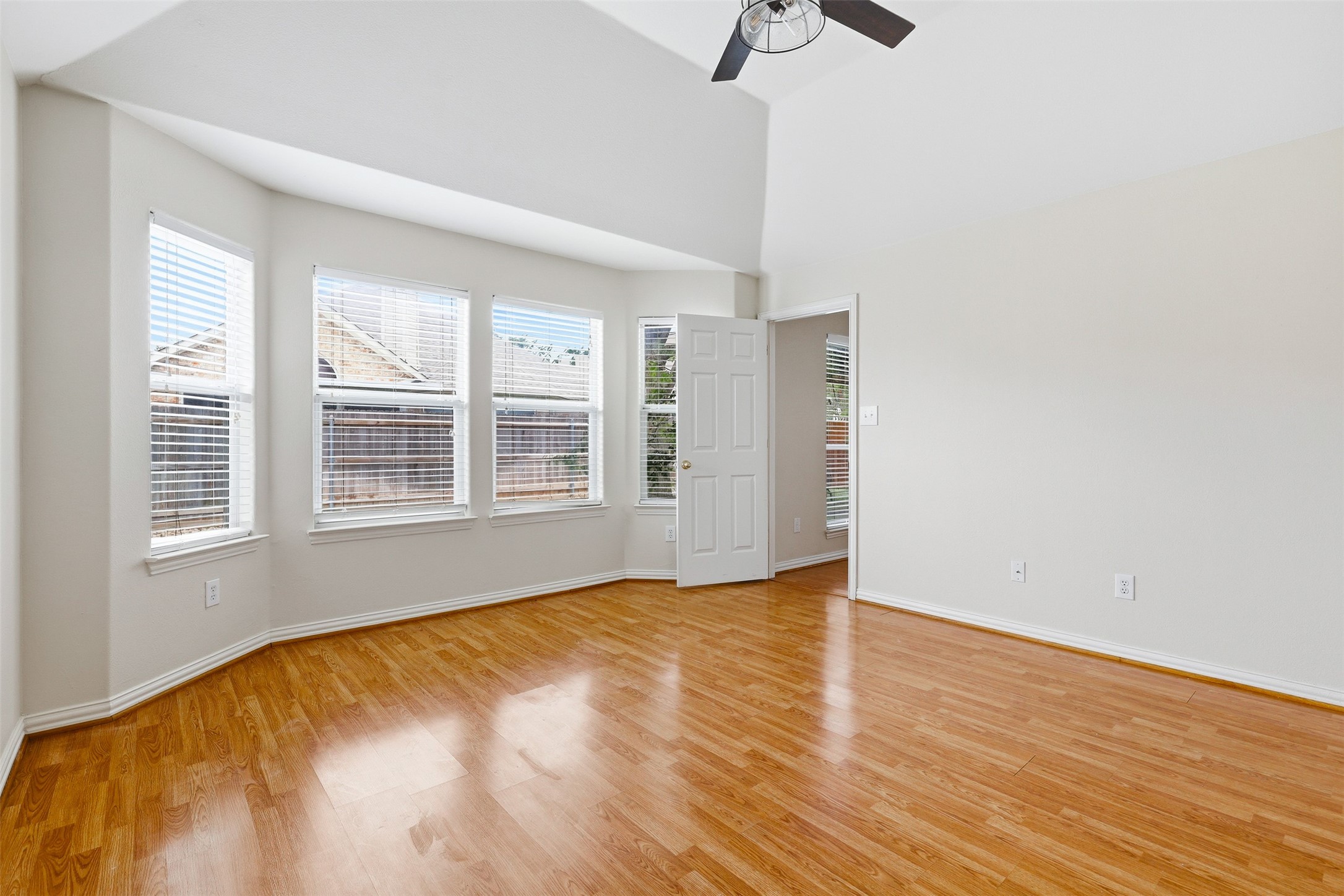6109 Gillispie Drive Fort Worth TX 76132
