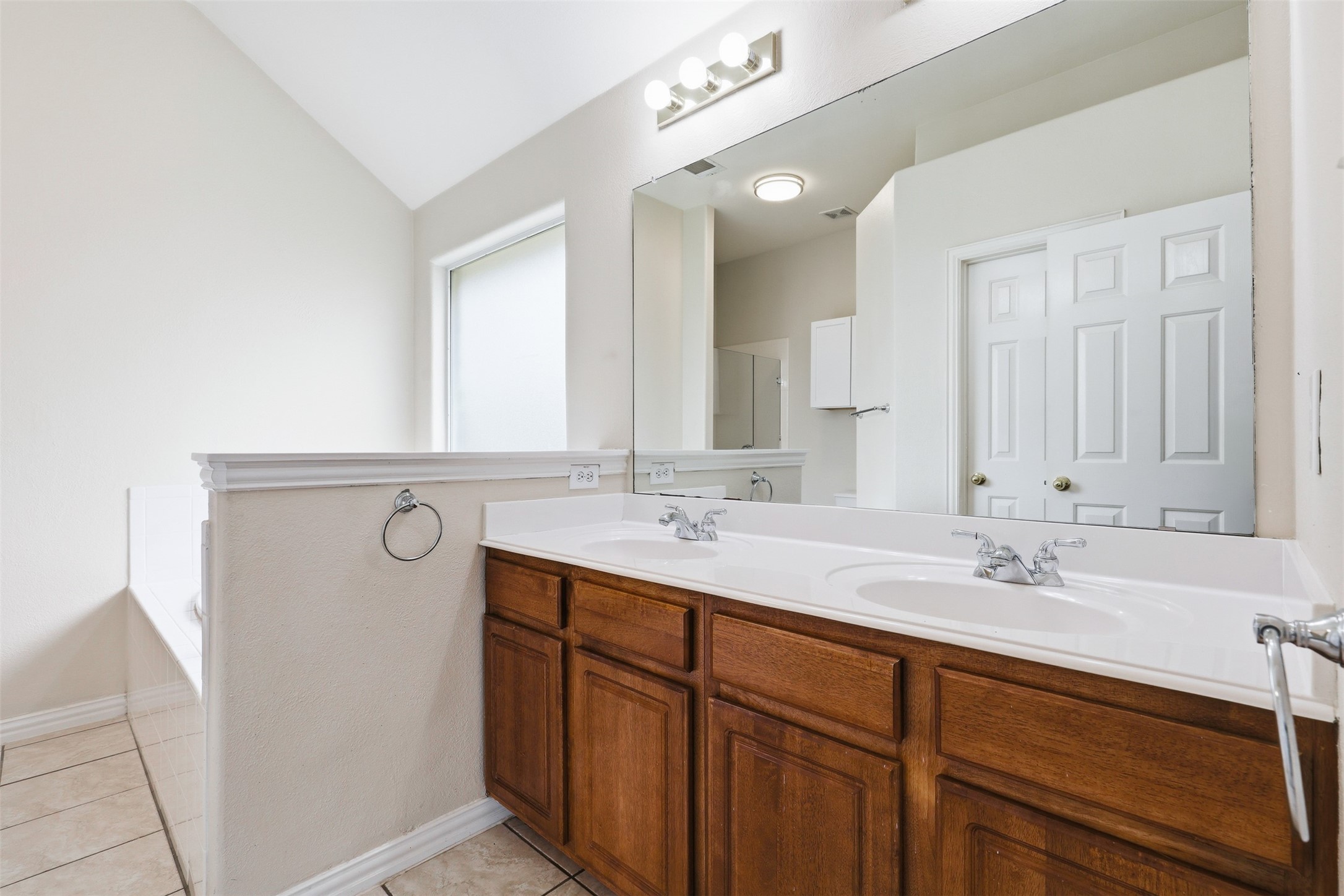 6109 Gillispie Drive Fort Worth TX 76132