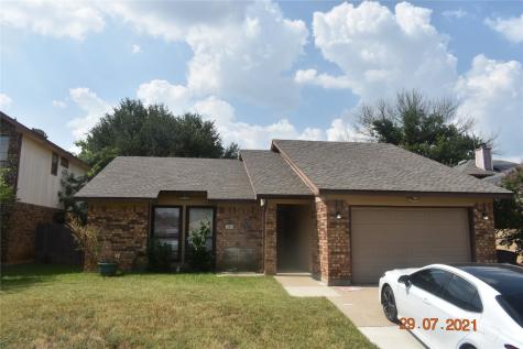 1504 Lincolnshire Way Fort Worth TX 76134