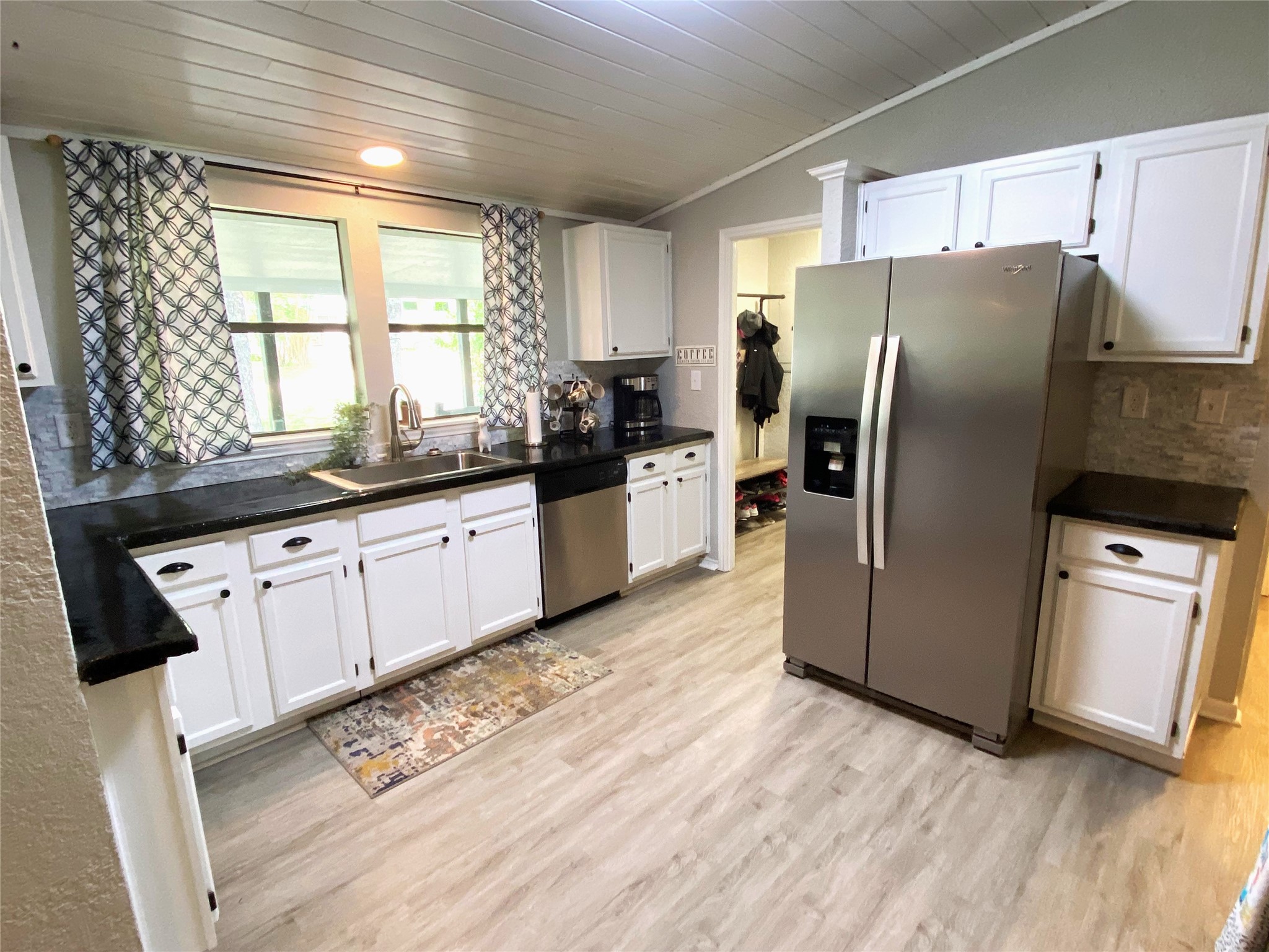 184 Beachwood Drive Mabank TX 75156