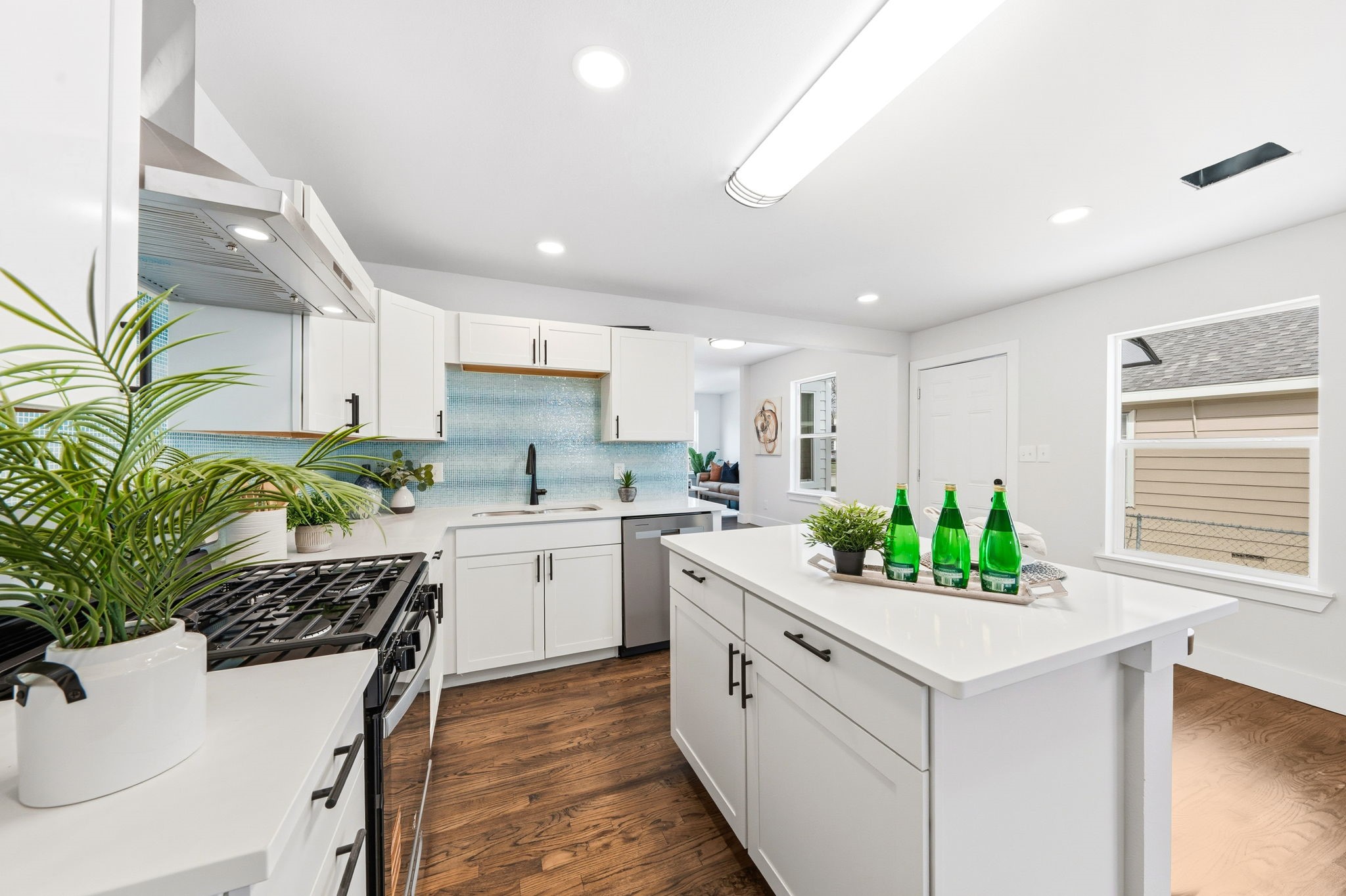 1218 Tarpley Avenue Dallas TX 75211
