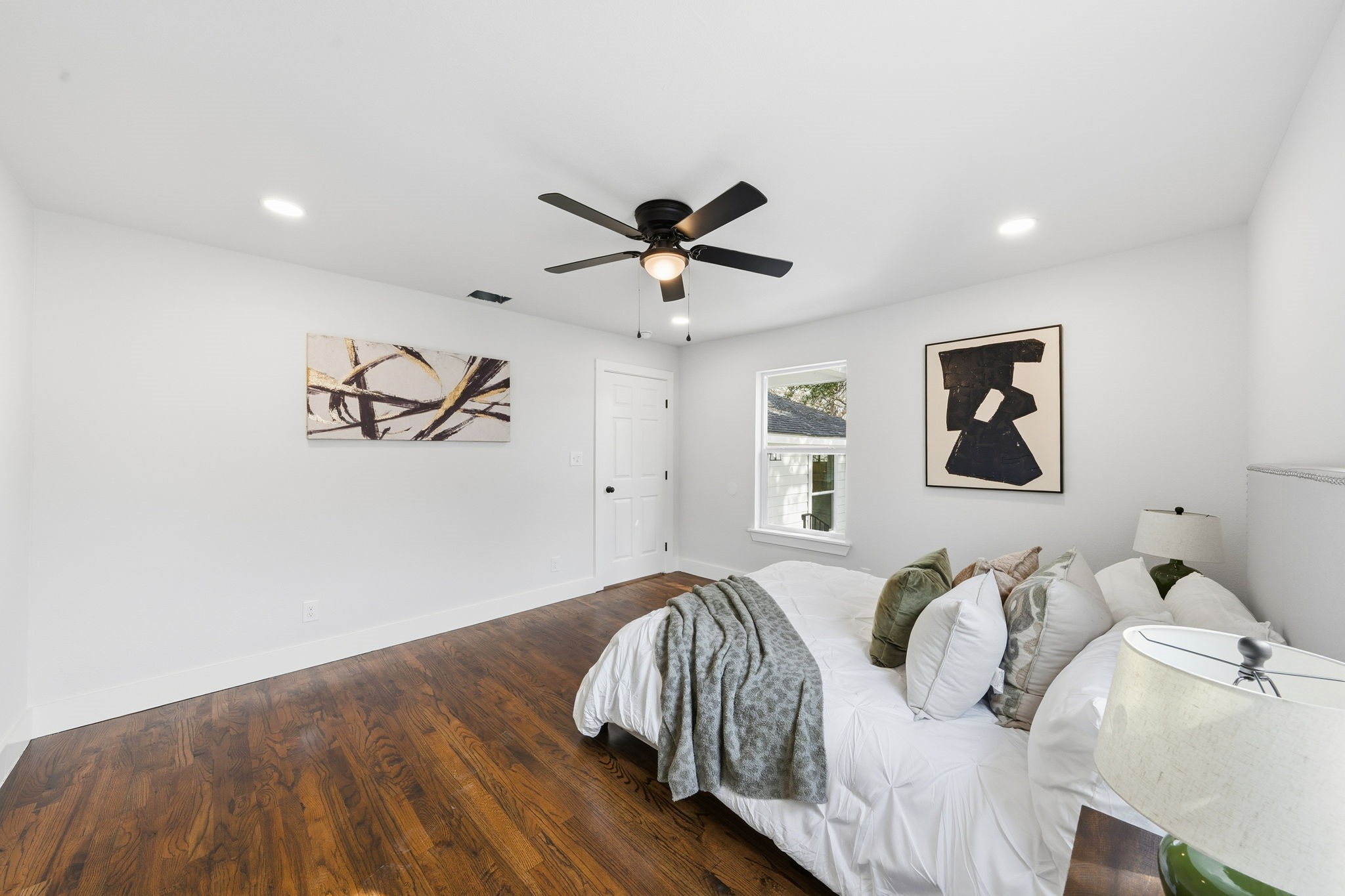 1218 Tarpley Avenue Dallas TX 75211