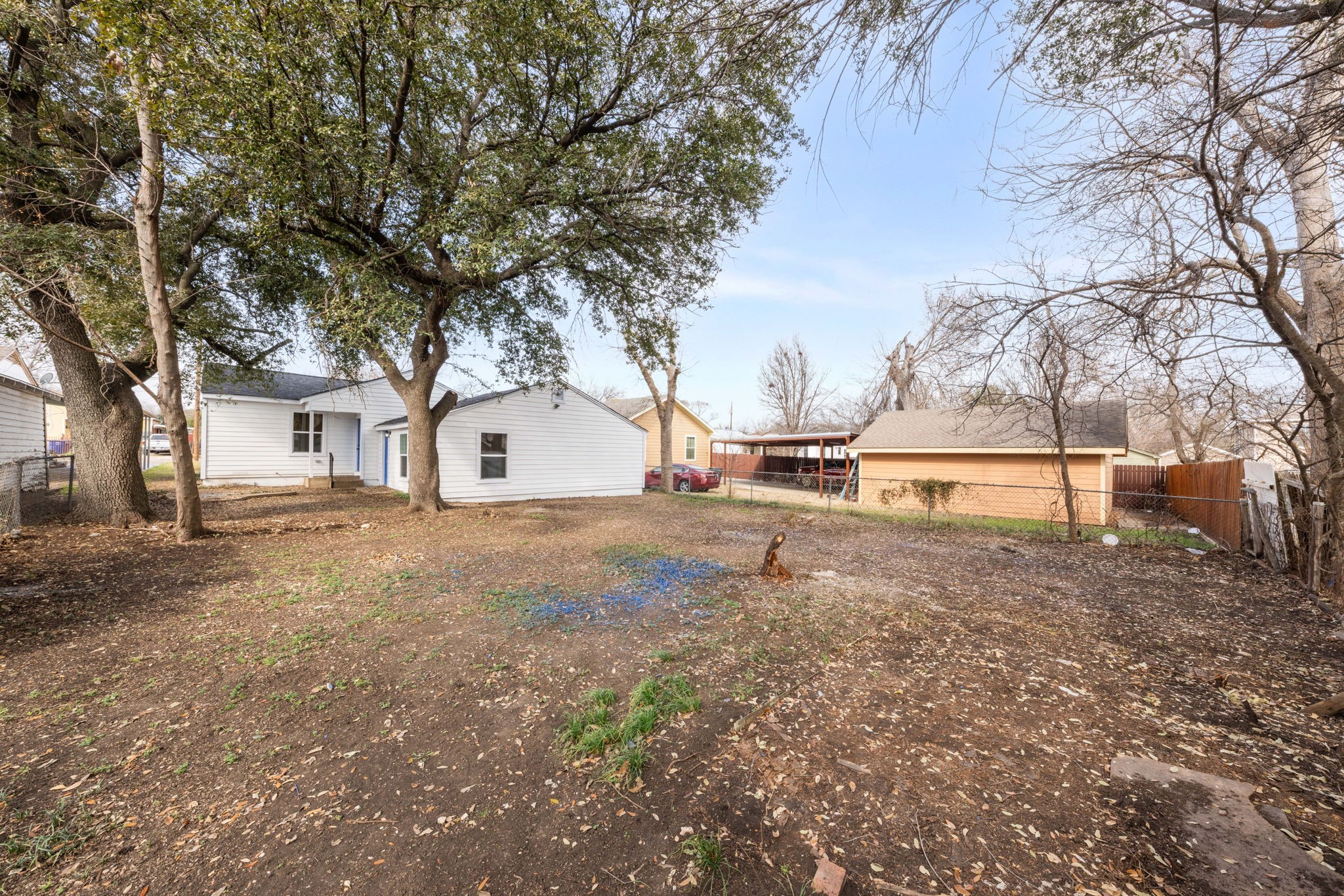 1218 Tarpley Avenue Dallas TX 75211