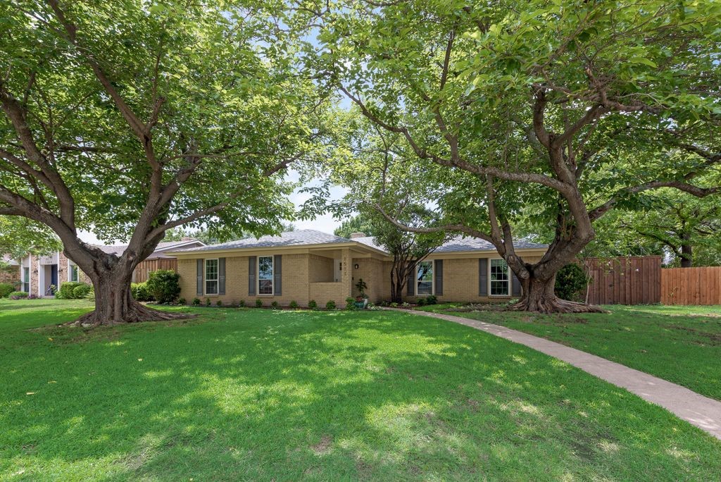 1511 Richland Drive Richardson TX 75081