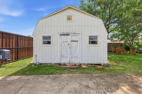 1810 Apache Trail Mesquite TX 75149