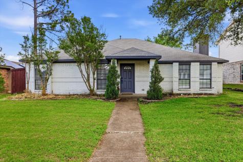 1810 Apache Trail Mesquite TX 75149
