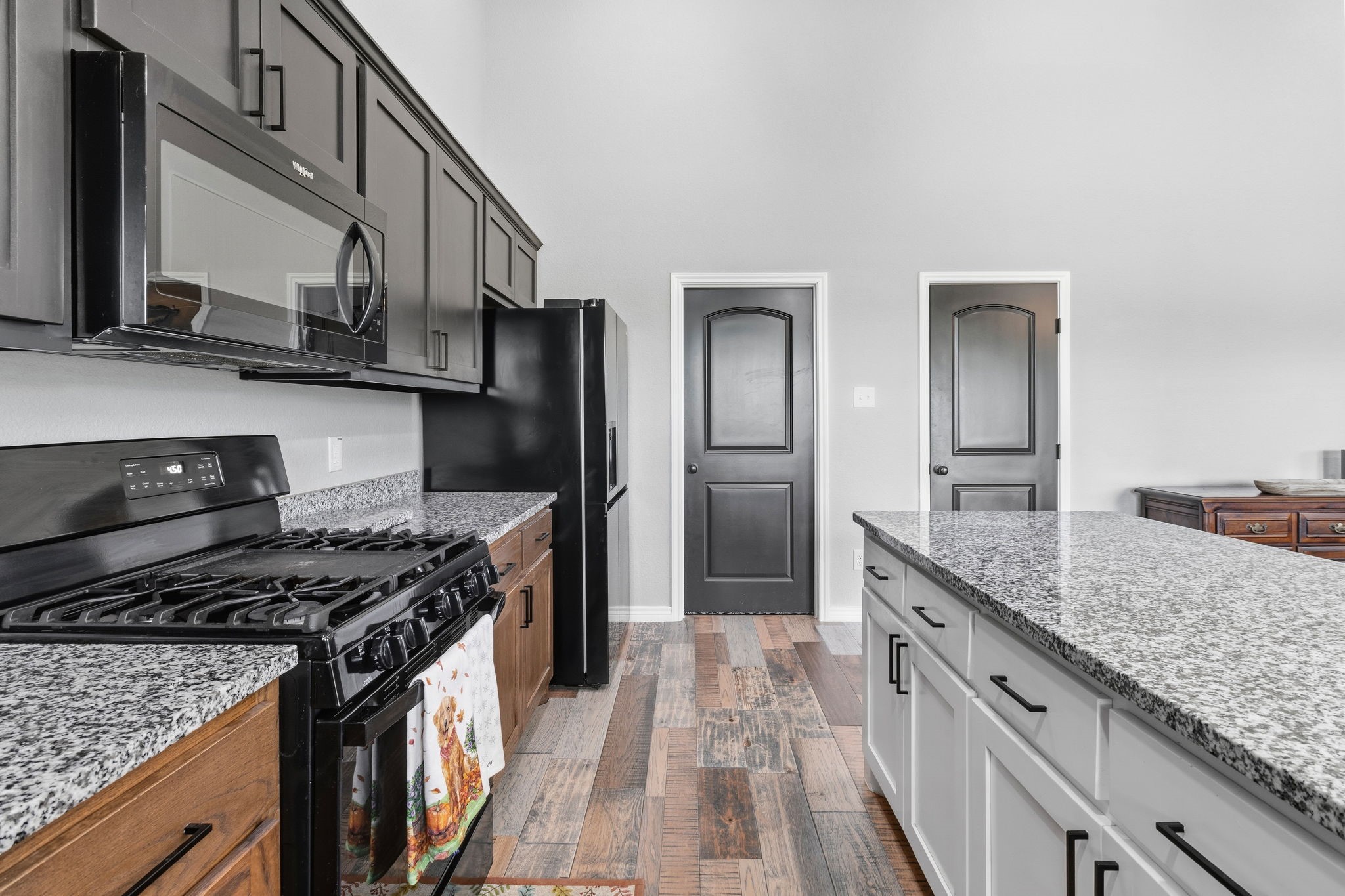 688 Sandstone Court Sunset TX 76270