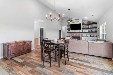 688 Sandstone Court Sunset TX 76270