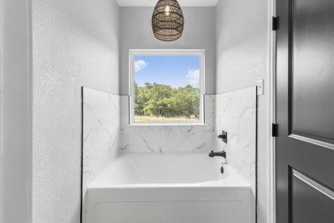 688 Sandstone Court Sunset TX 76270