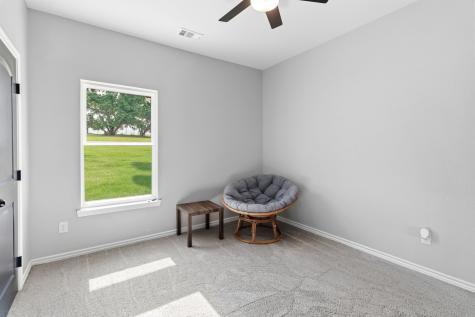 688 Sandstone Court Sunset TX 76270