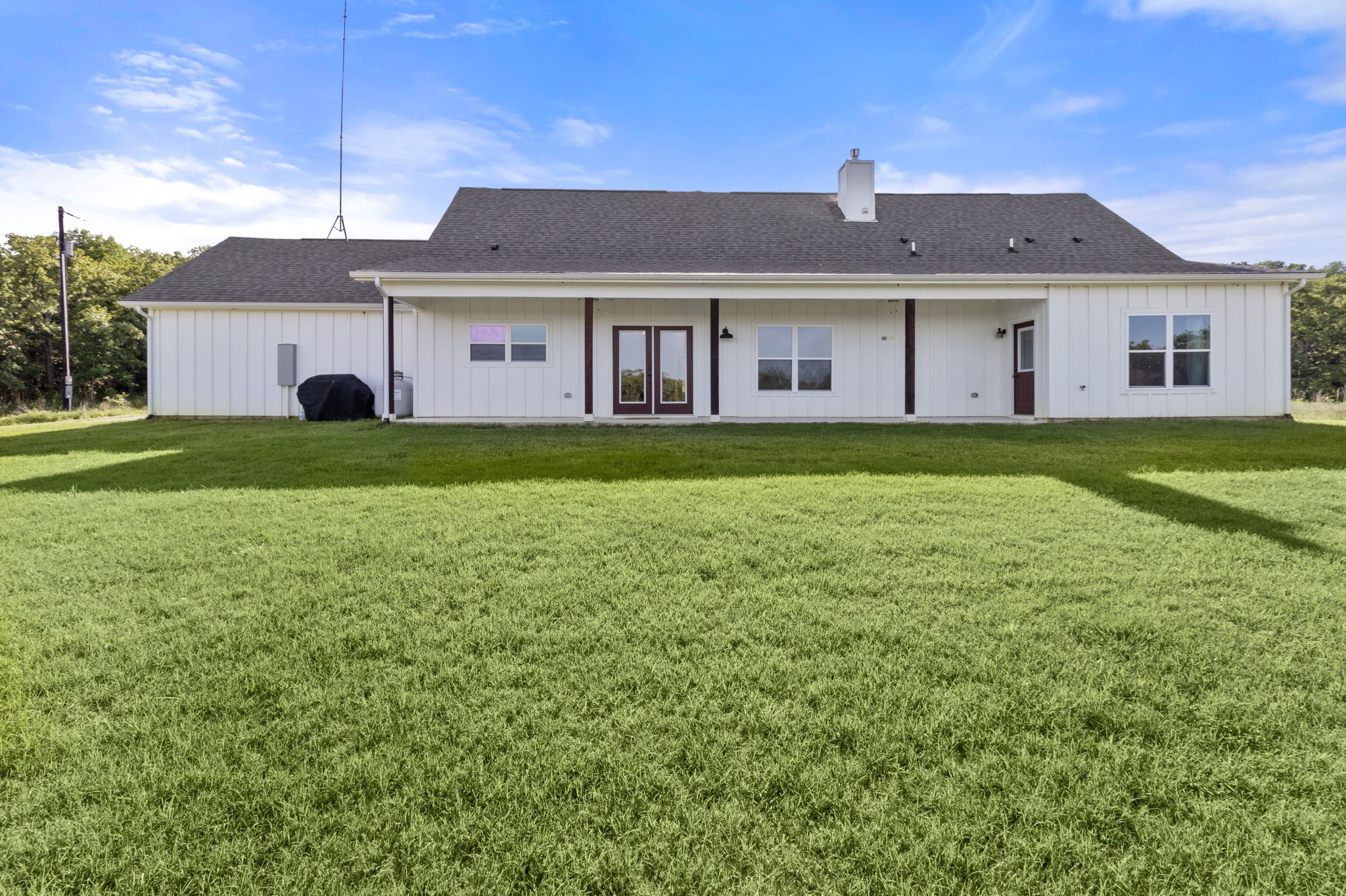 688 Sandstone Court Sunset TX 76270