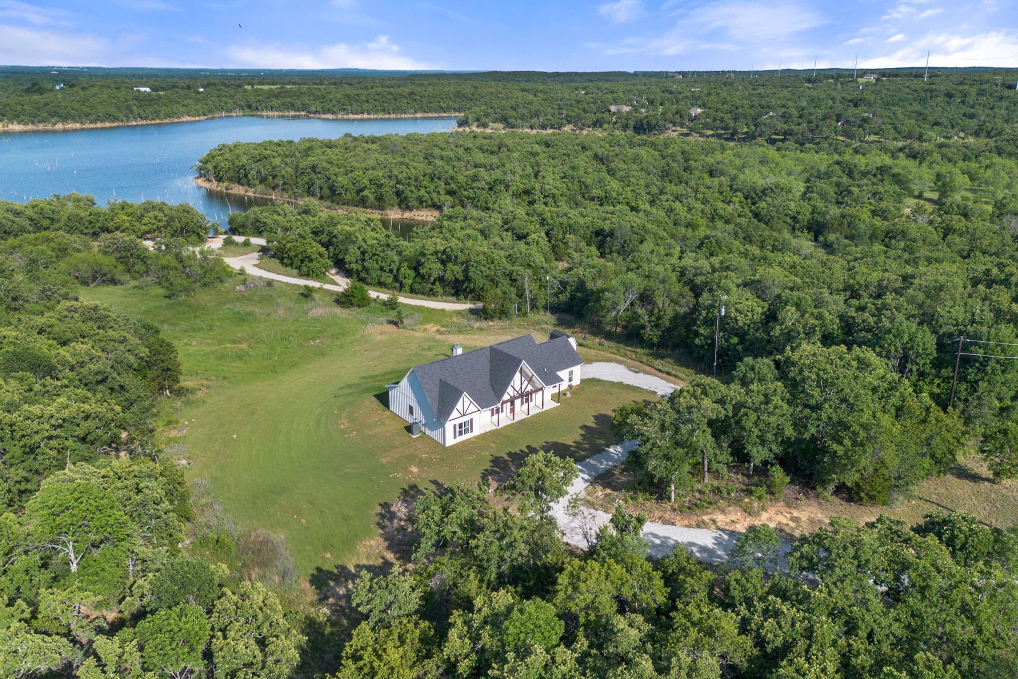 688 Sandstone Court Sunset TX 76270
