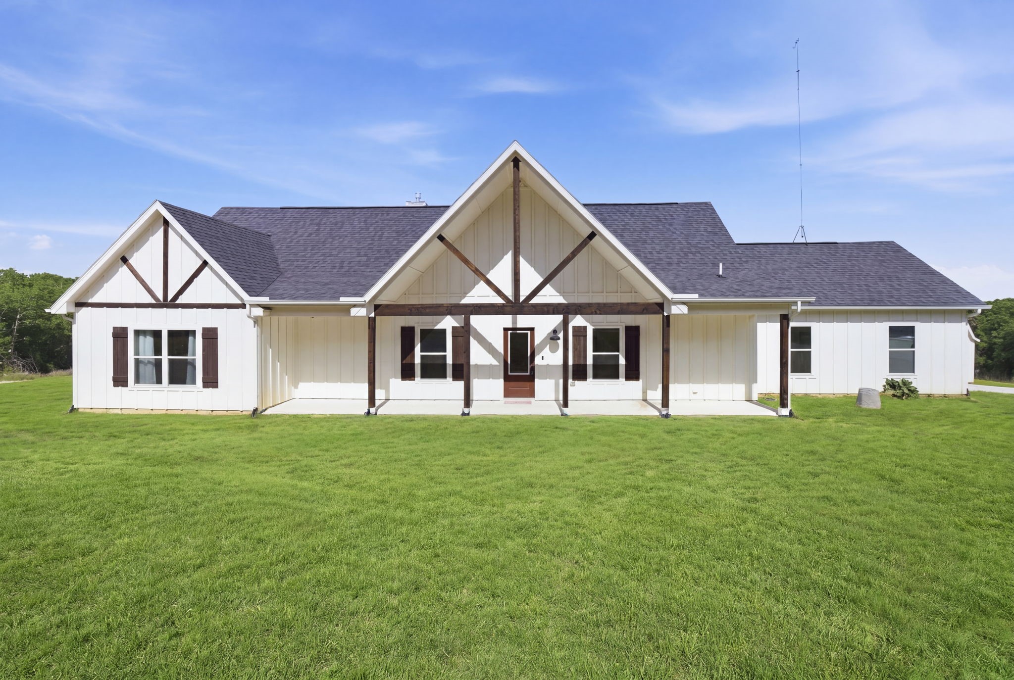 688 Sandstone Court Sunset TX 76270