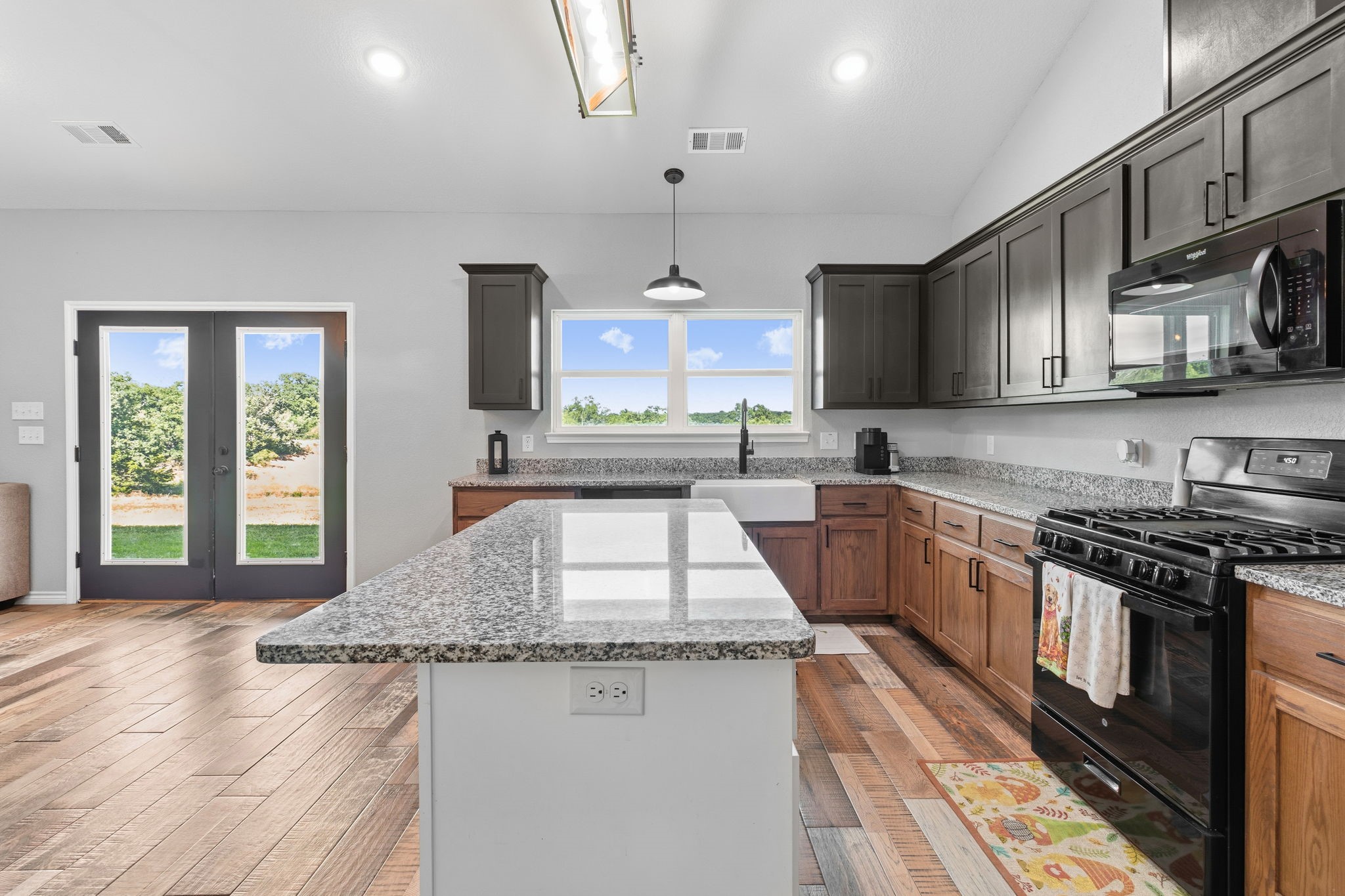 688 Sandstone Court Sunset TX 76270