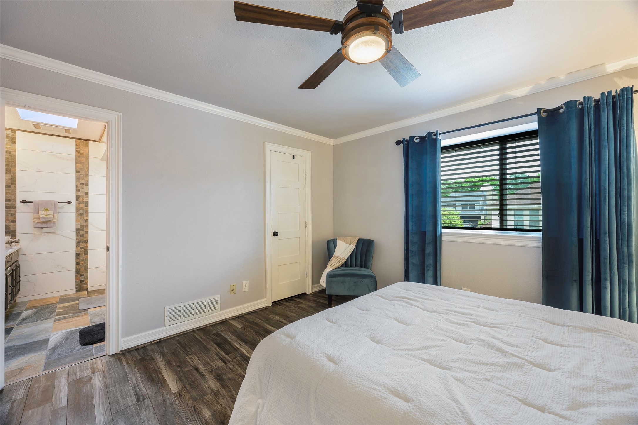 4123 Crossing Lane Dallas TX 75220