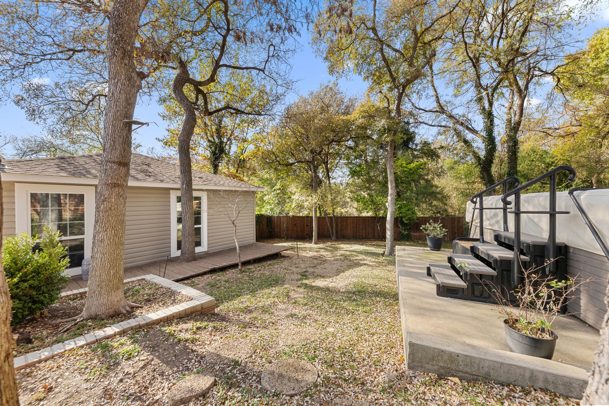 8053 Claremont Drive Dallas TX 75228