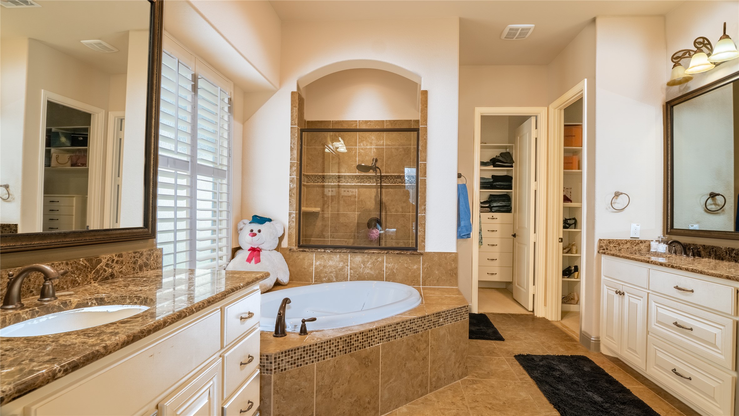 4017 Jasmine Fox Lane Arlington TX 76005