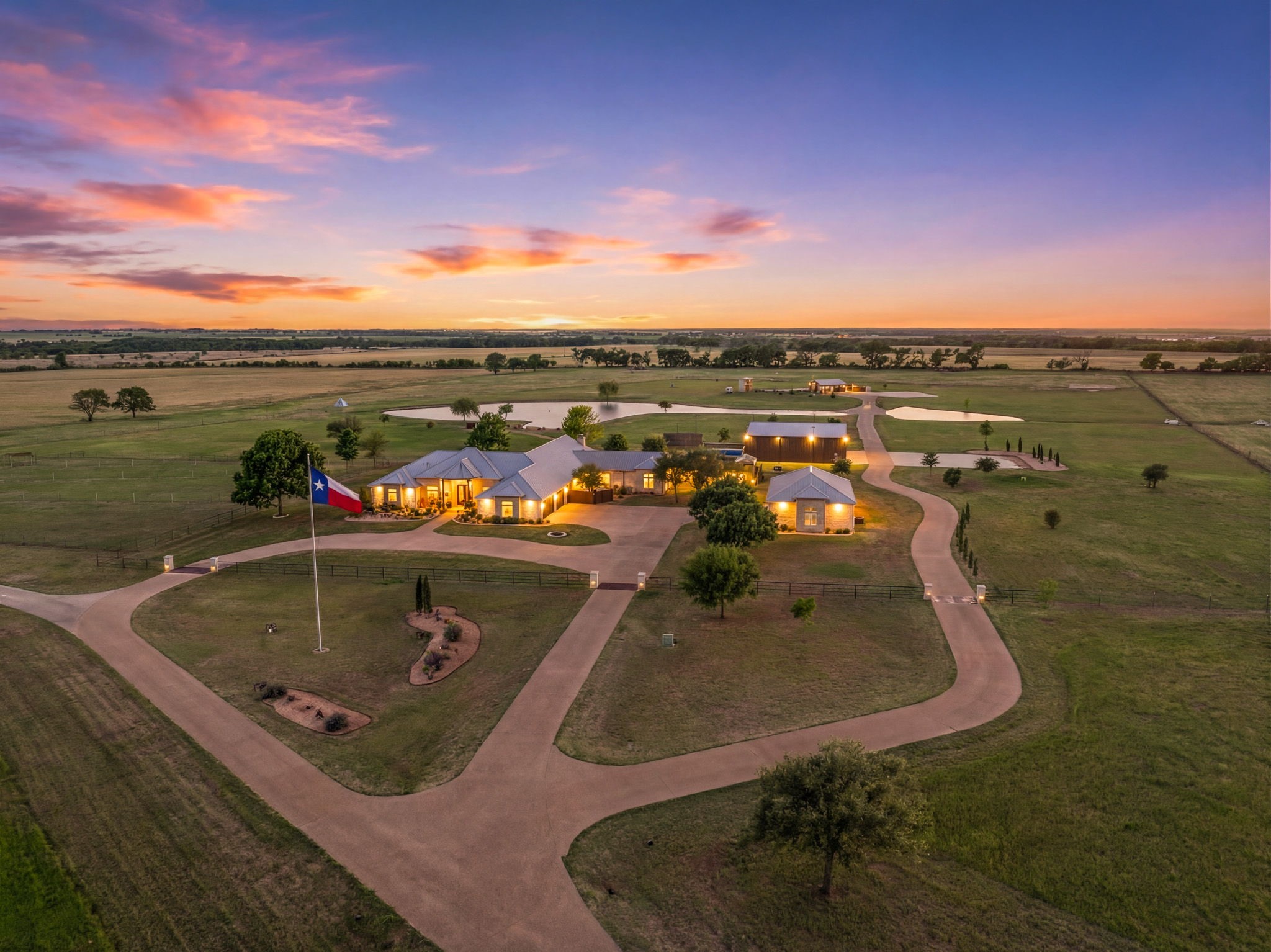 887 Hcr 3110 N Abbott TX 76621