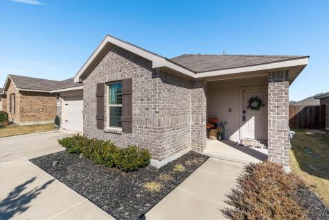16436 Porterfield Lane Justin TX 76247