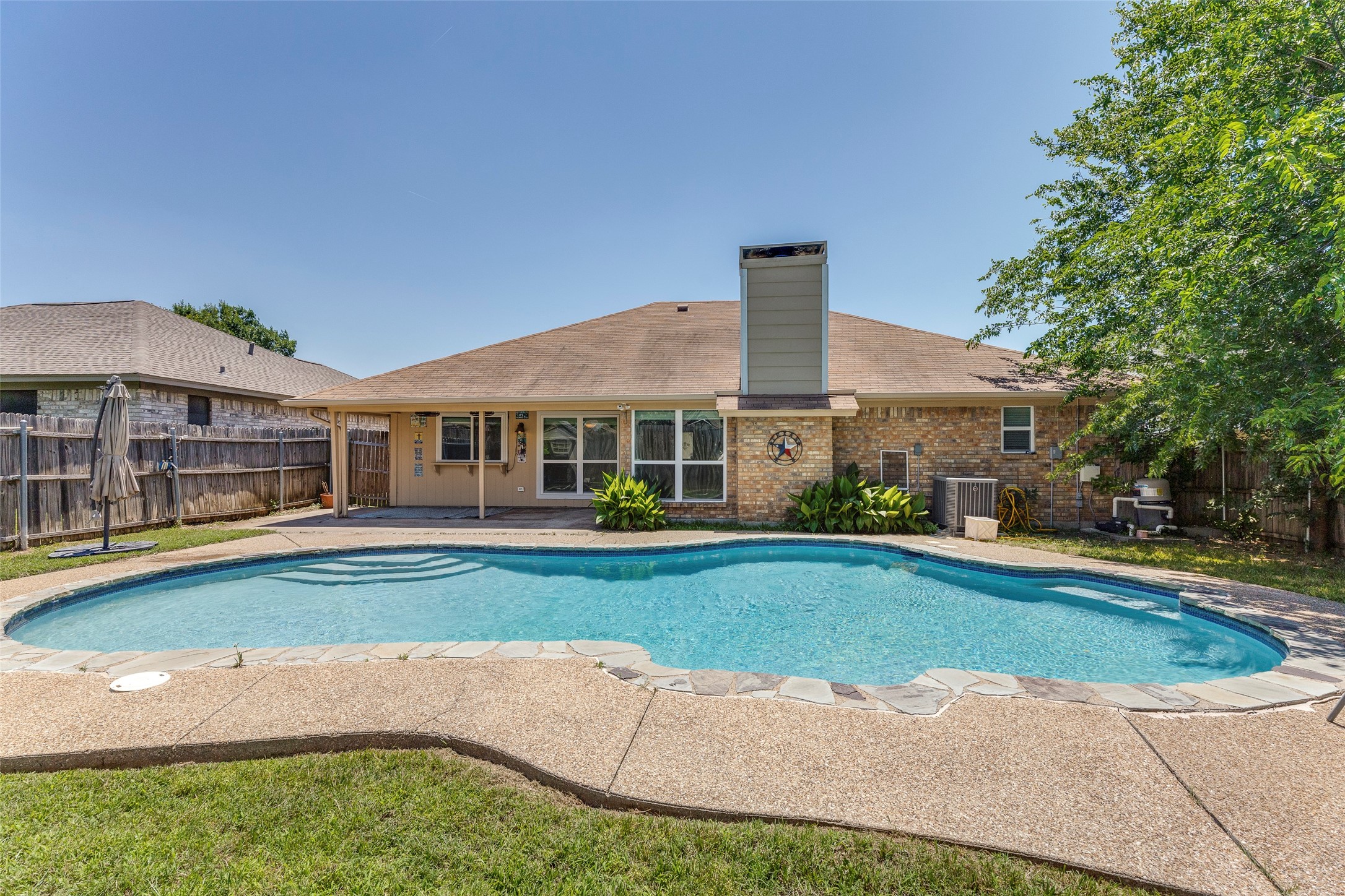 6625 Moss Lane Watauga TX 76148