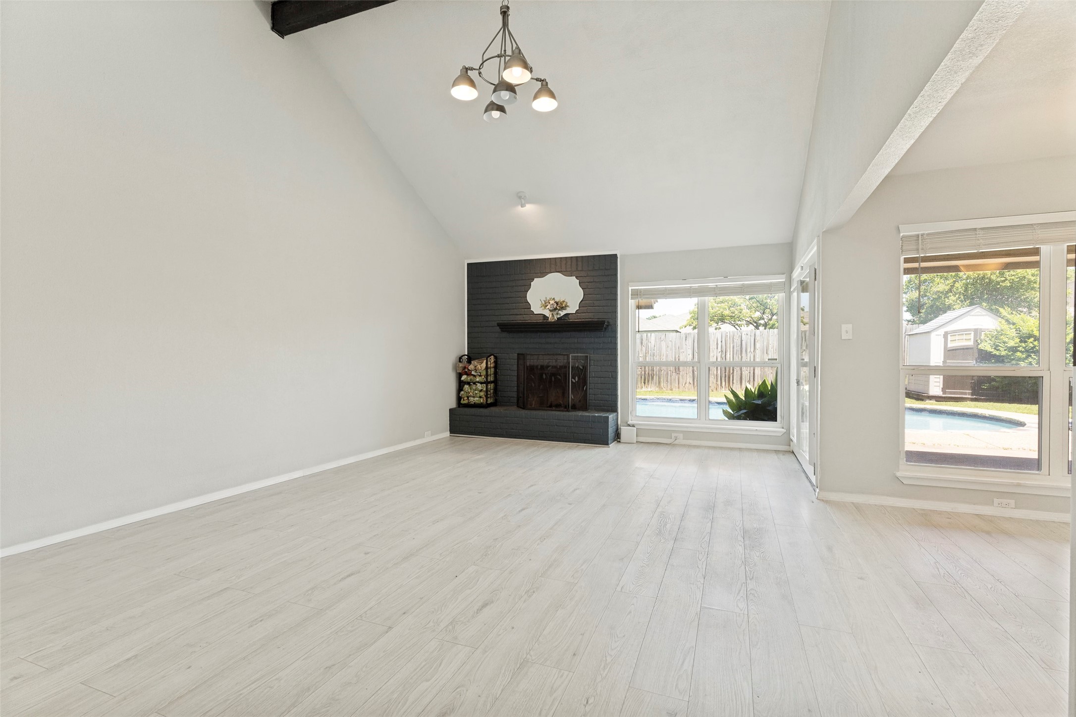 6625 Moss Lane Watauga TX 76148