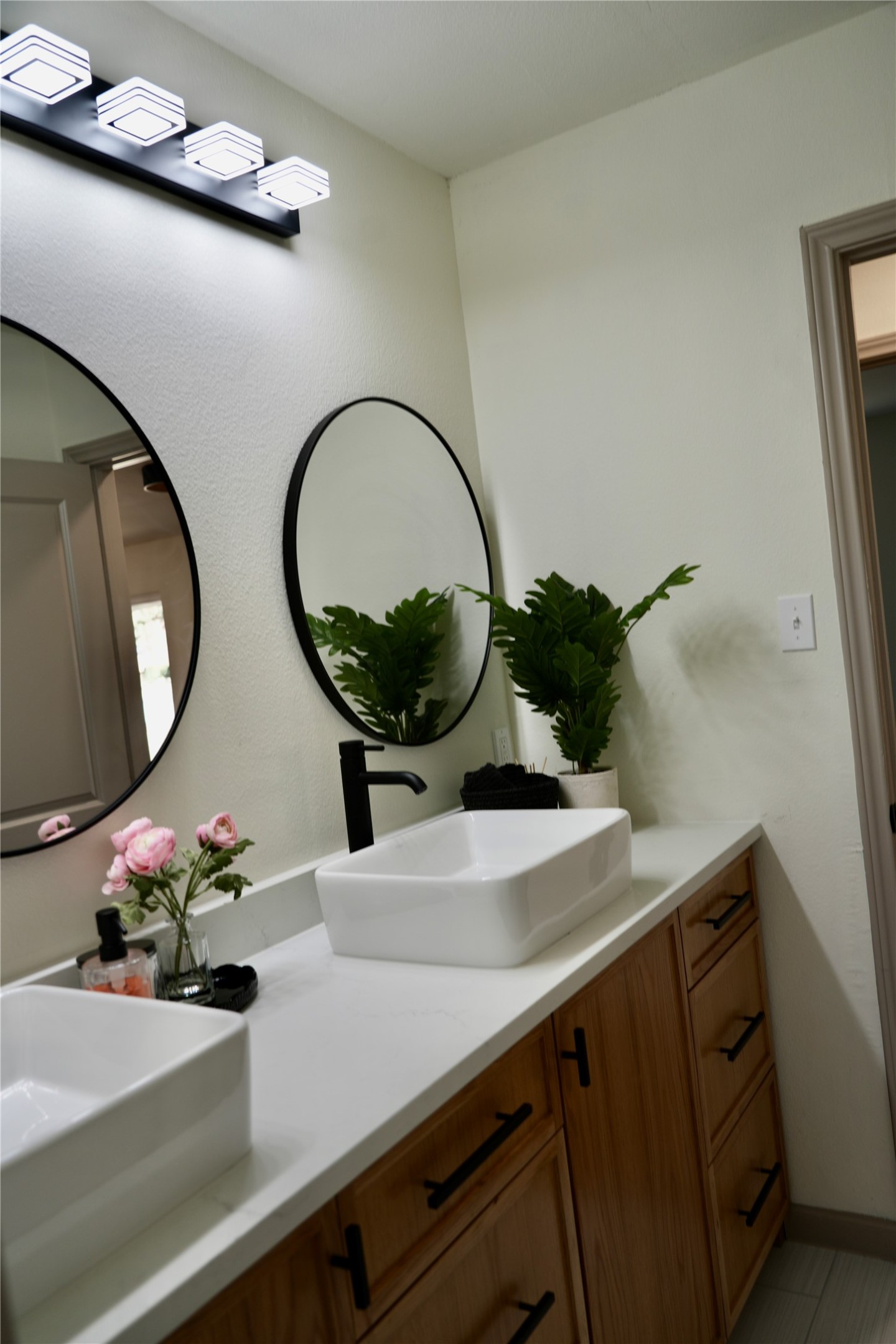 305 Bluebonnet Drive Grapevine TX 76051