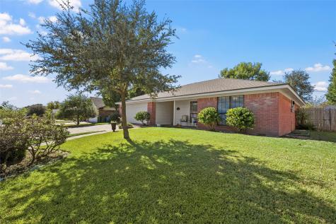 923 Vail Highlands Hewitt TX 76643
