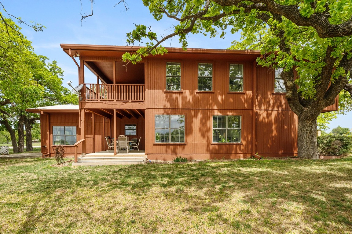 101 Carnes Lane Bangs TX 76823
