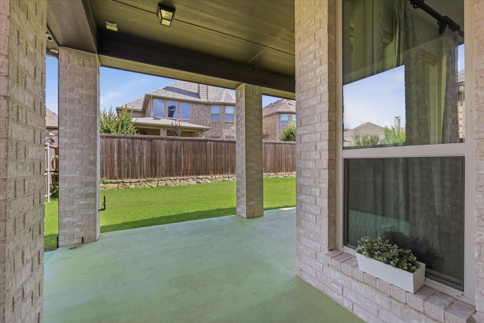 2425 Hunters Boulevard Lewisville TX 75056