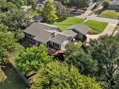 16 Bounty Road W Benbrook TX 76132