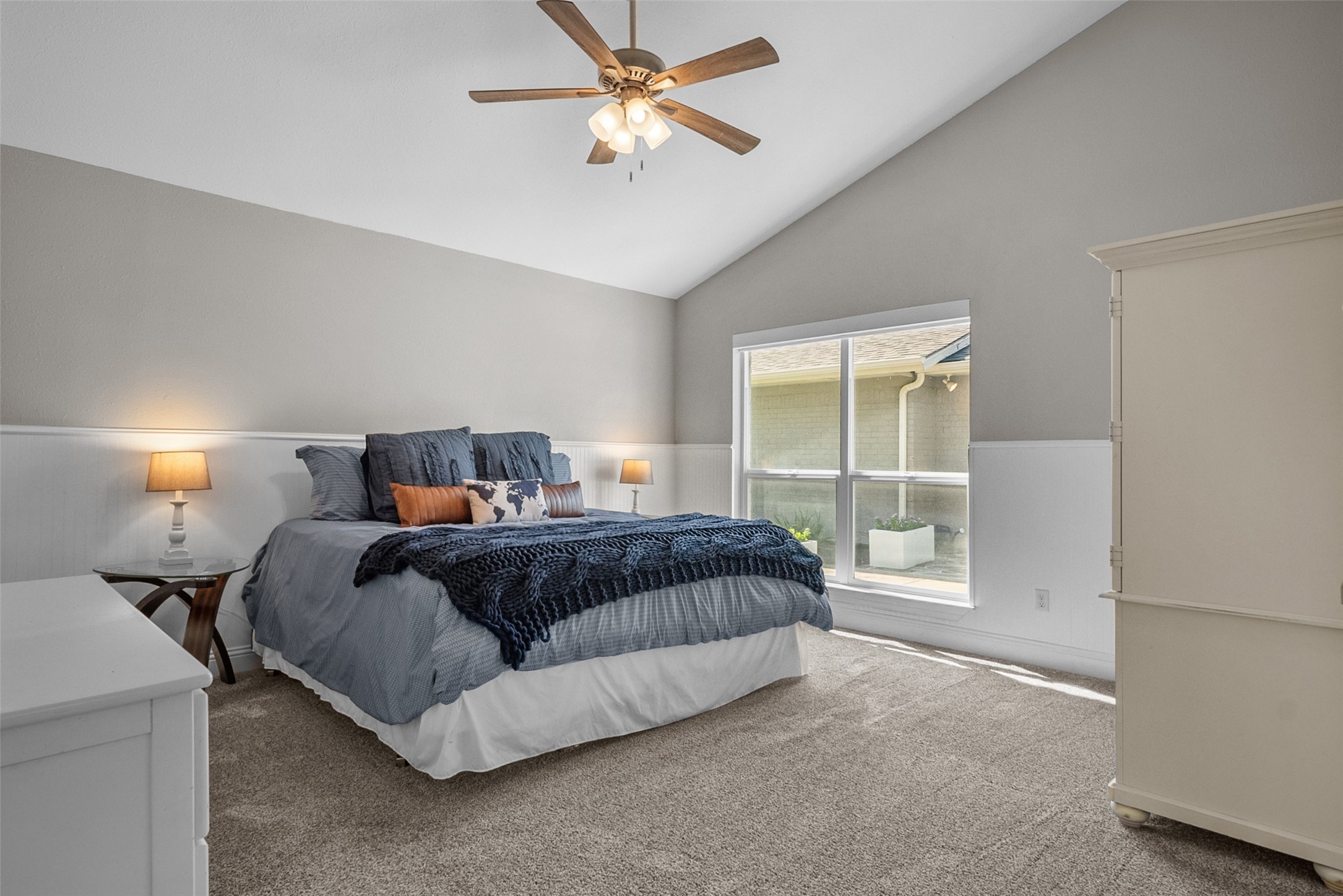16 Bounty Road W Benbrook TX 76132