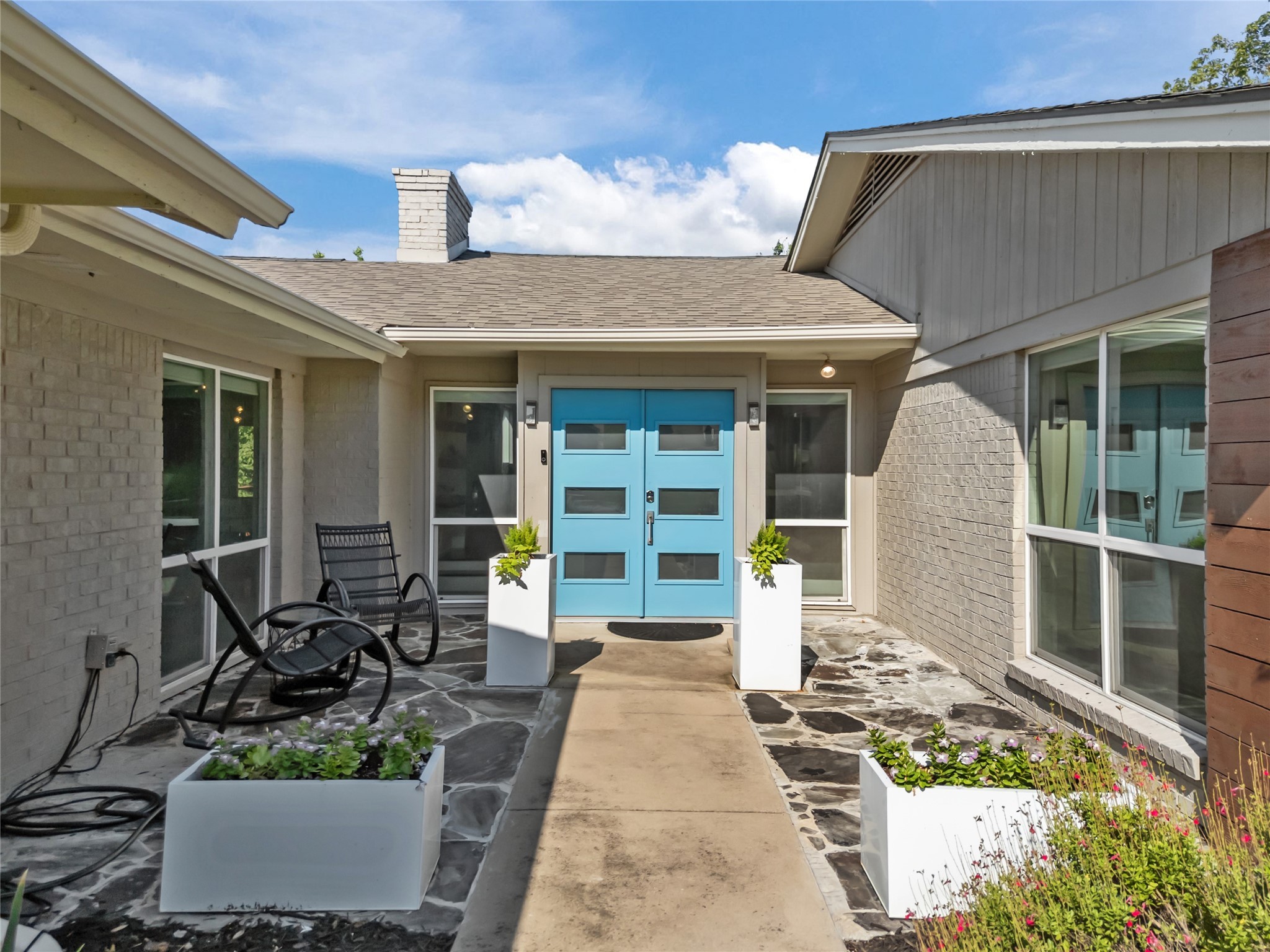 16 Bounty Road W Benbrook TX 76132