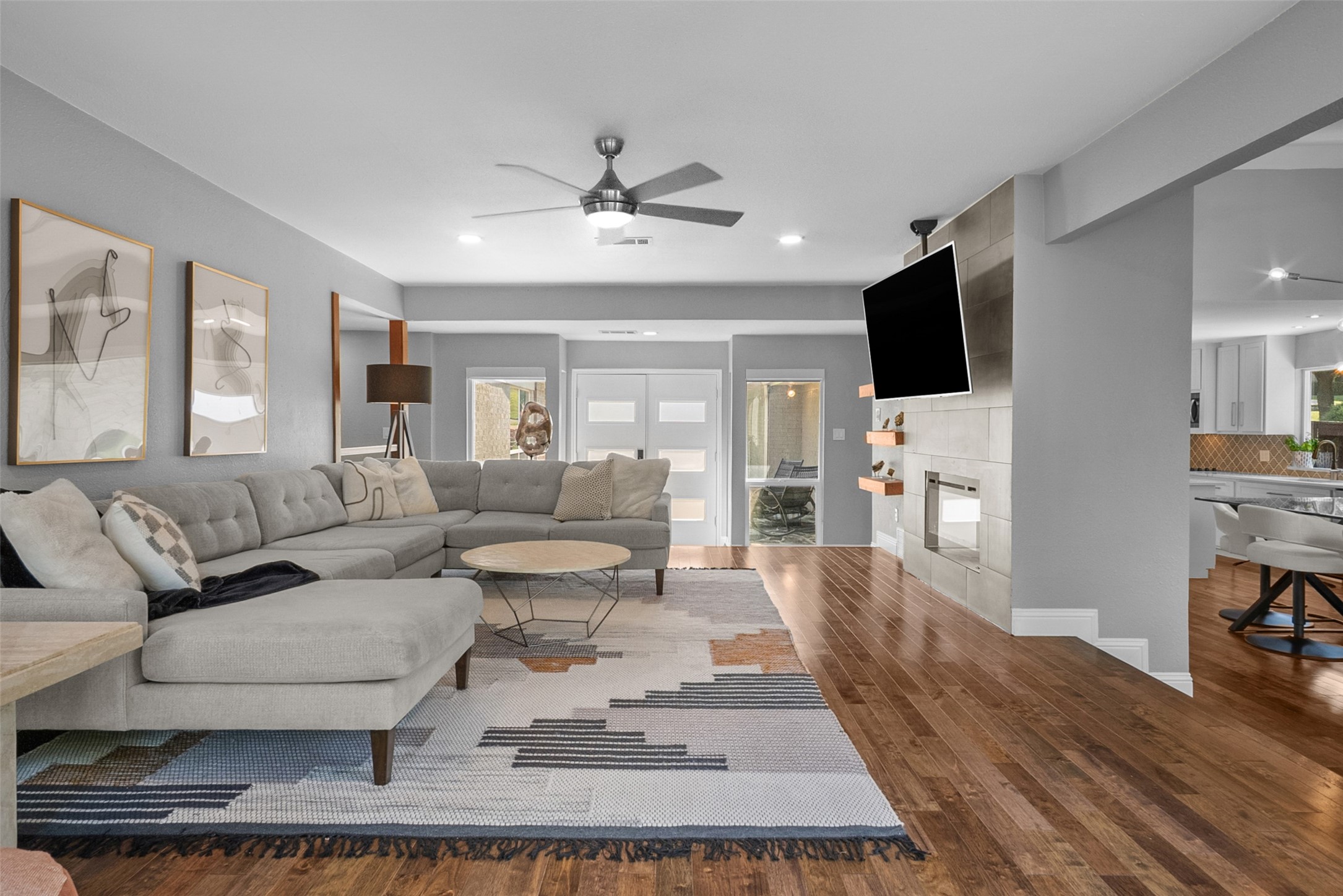 16 Bounty Road W Benbrook TX 76132