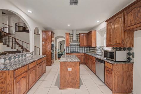4525 Warbler Lane Garland TX 75043