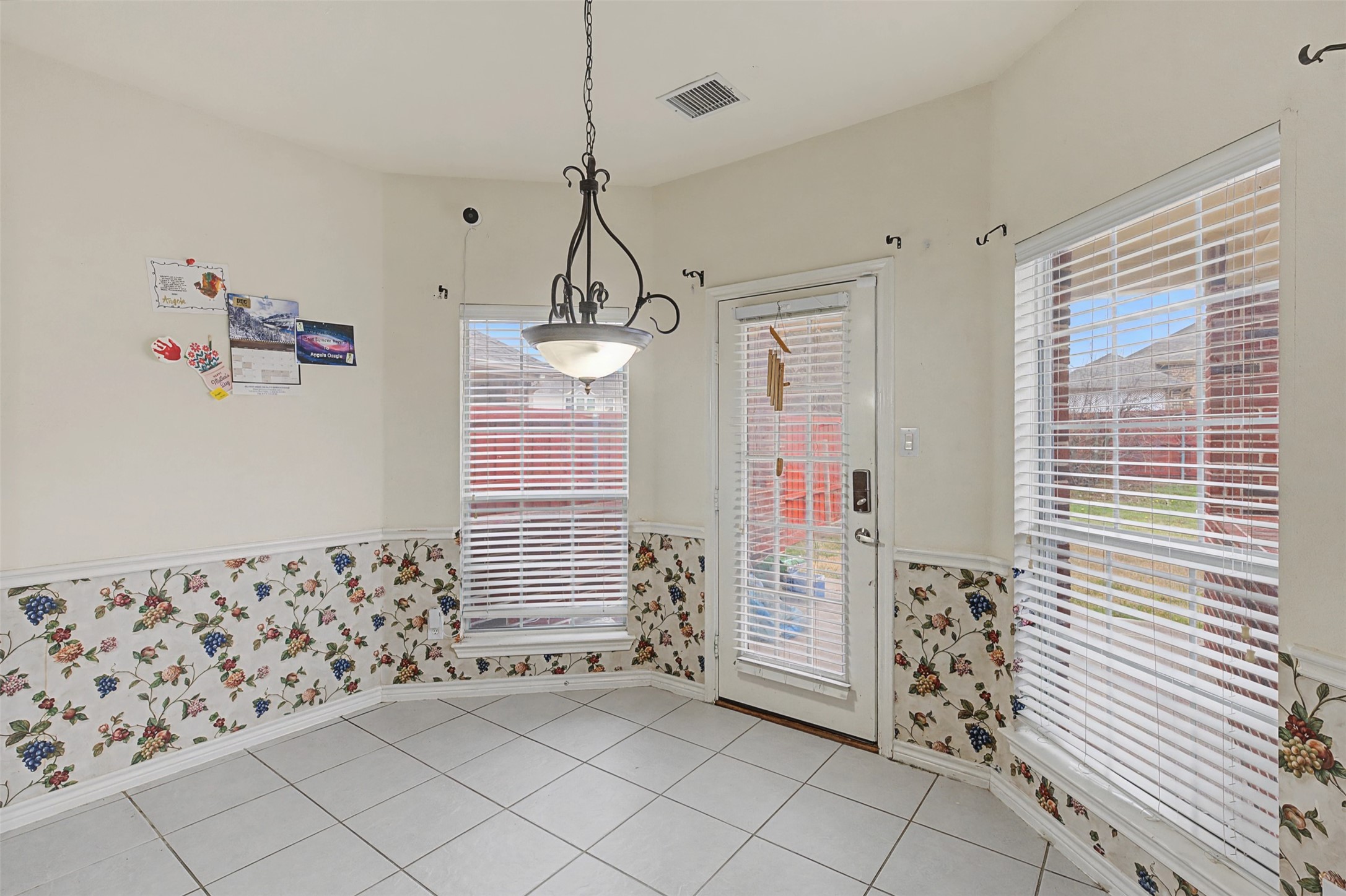 4525 Warbler Lane Garland TX 75043