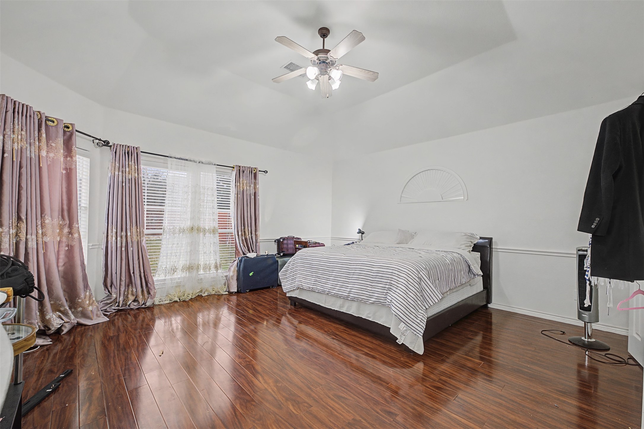 4525 Warbler Lane Garland TX 75043