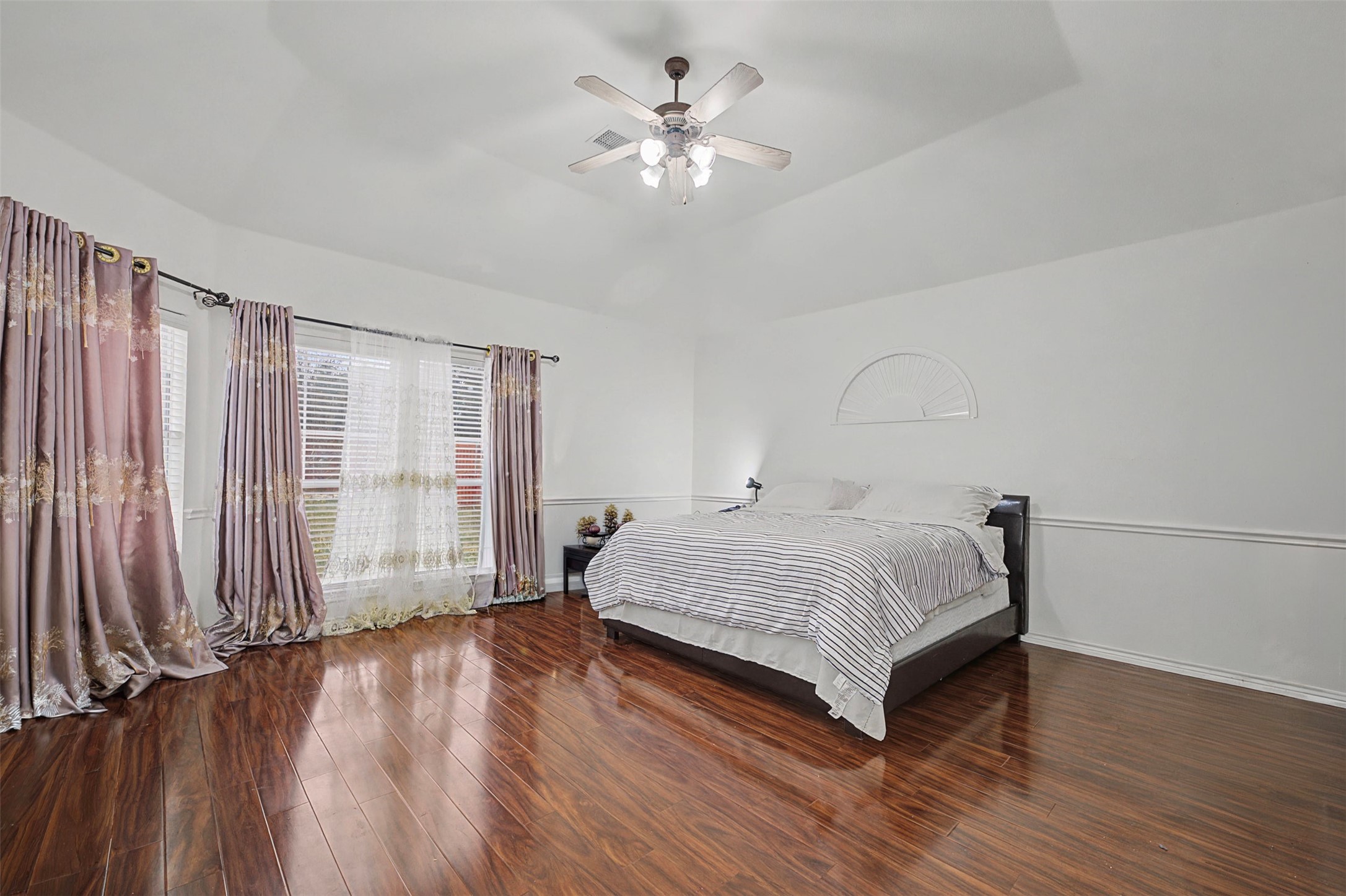 4525 Warbler Lane Garland TX 75043