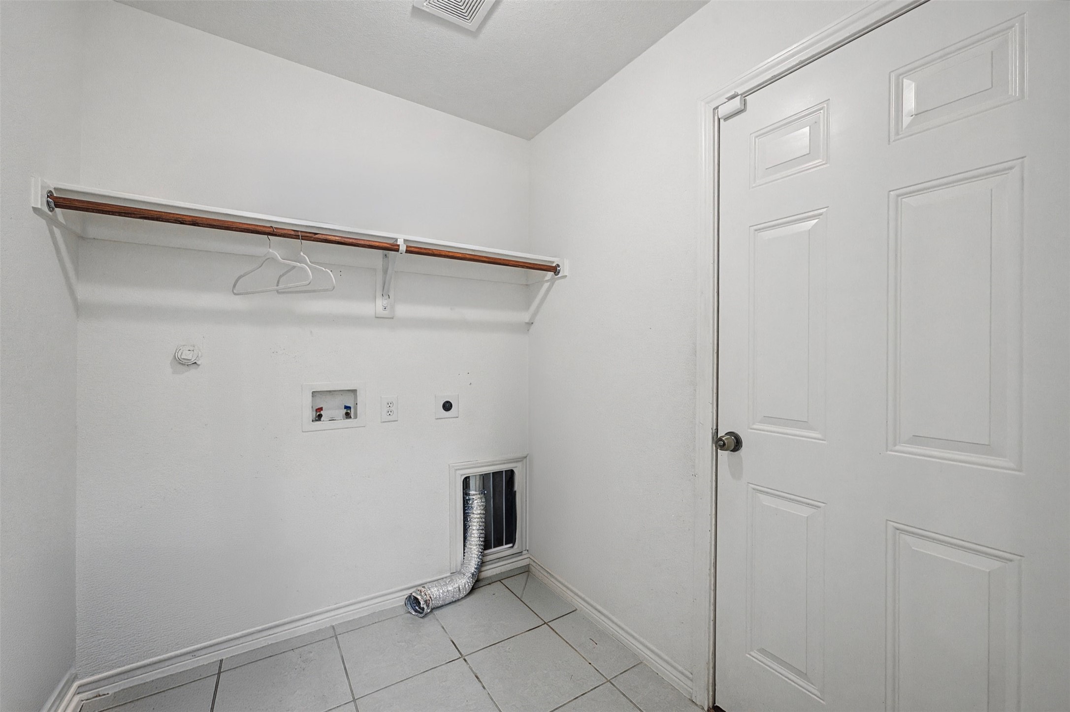 4525 Warbler Lane Garland TX 75043