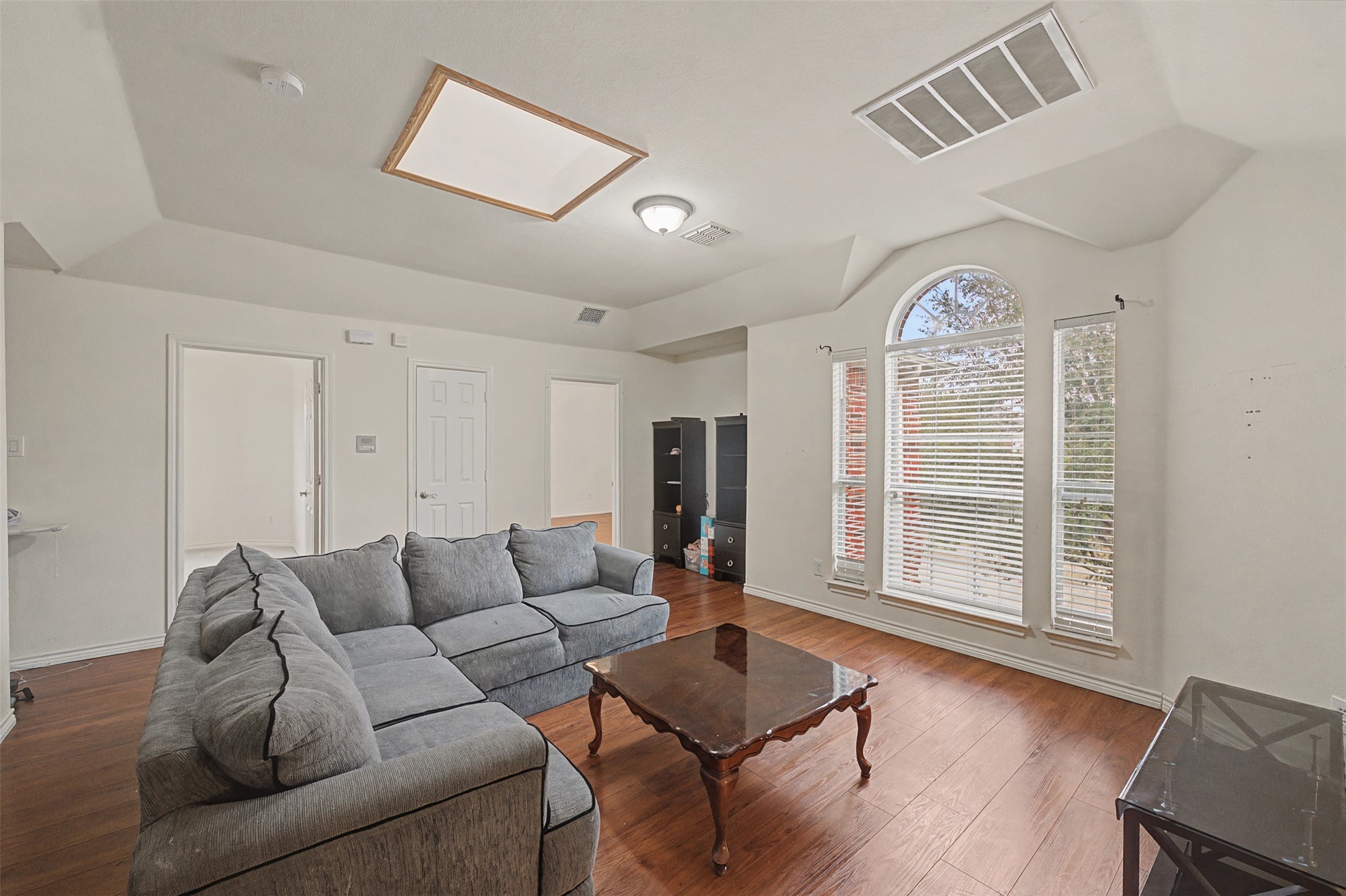 4525 Warbler Lane Garland TX 75043
