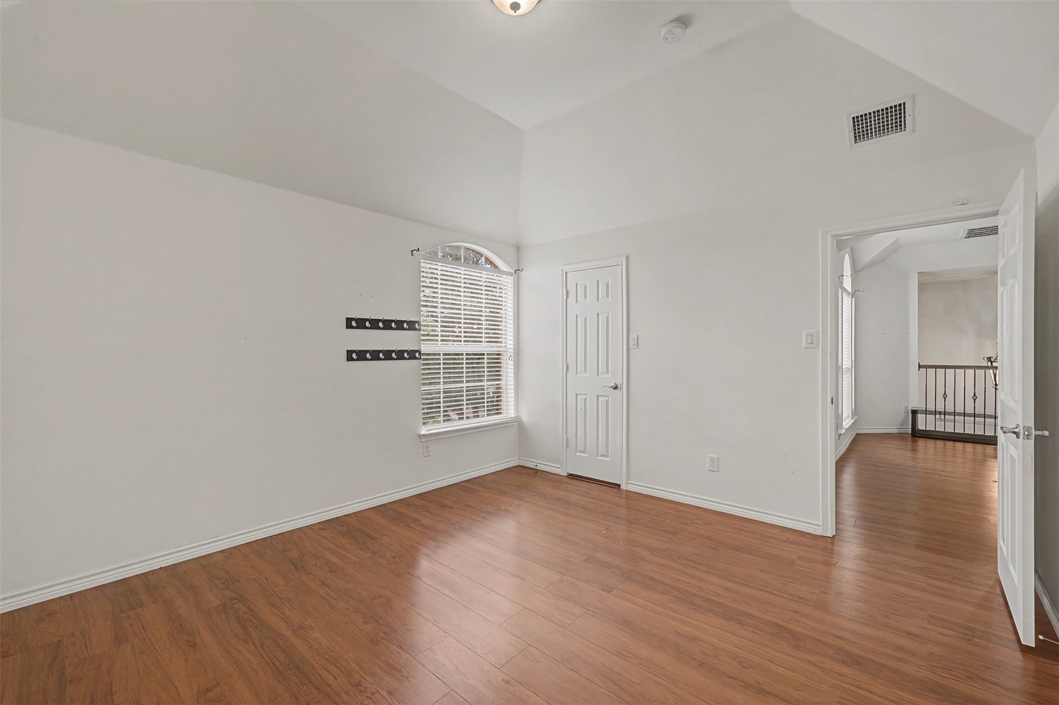 4525 Warbler Lane Garland TX 75043